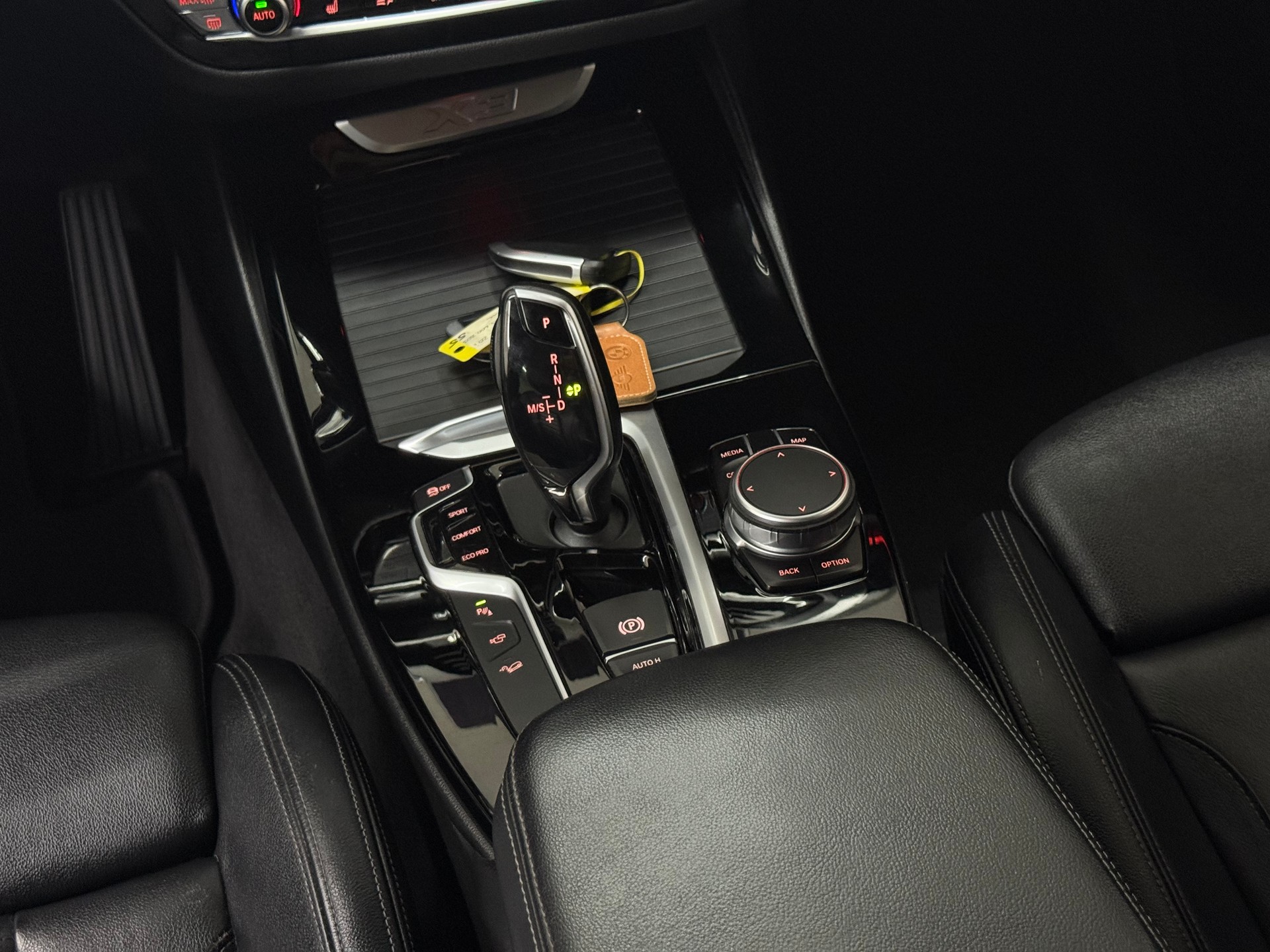 BMW X3 xDrive 20i xLine Steptronic-image-15