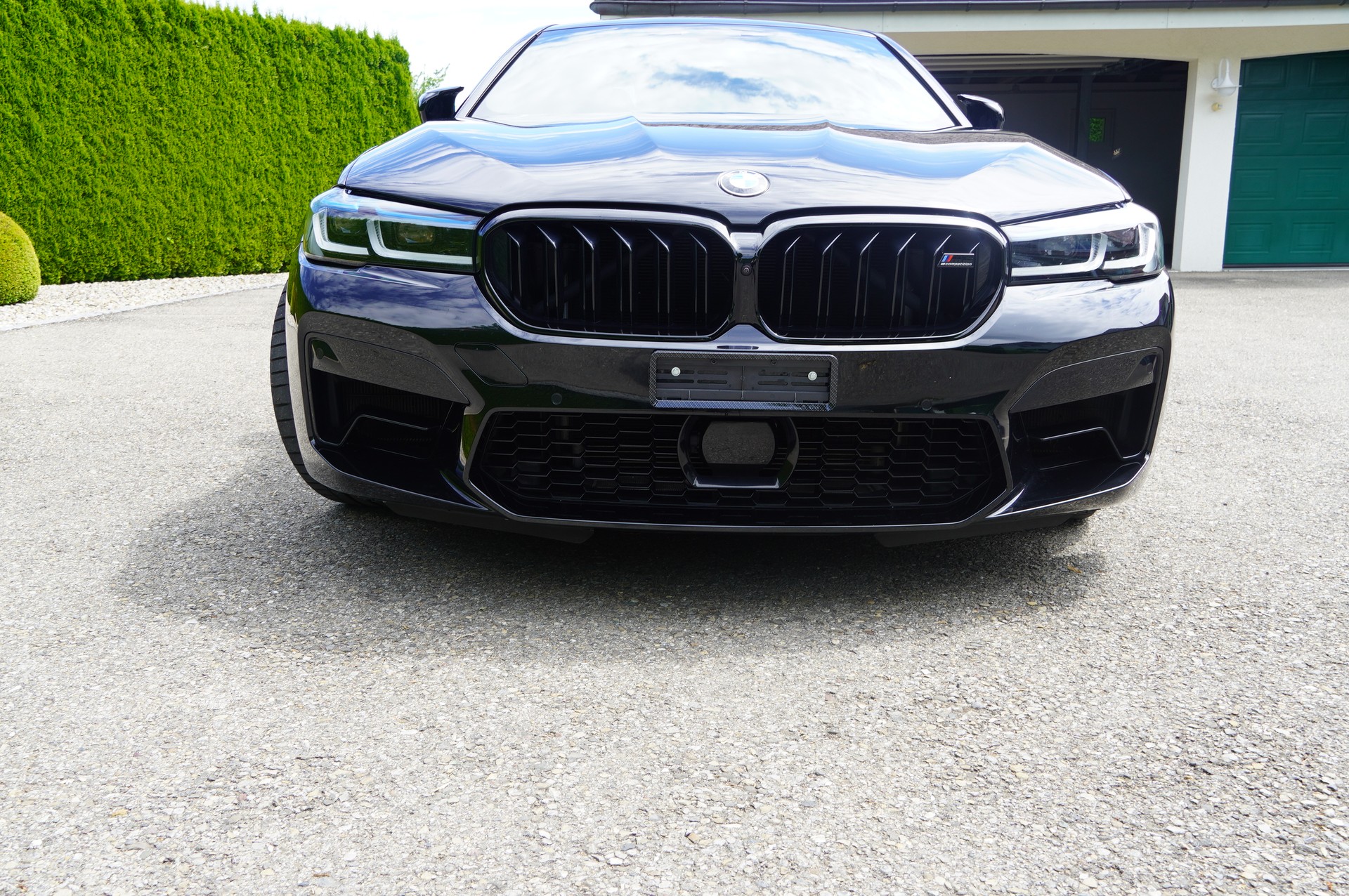 BMW M5 Competition xDrive-image-3