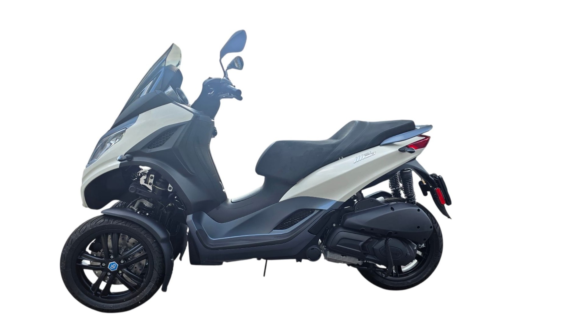 PIAGGIO MP3 300-showroom-element-3