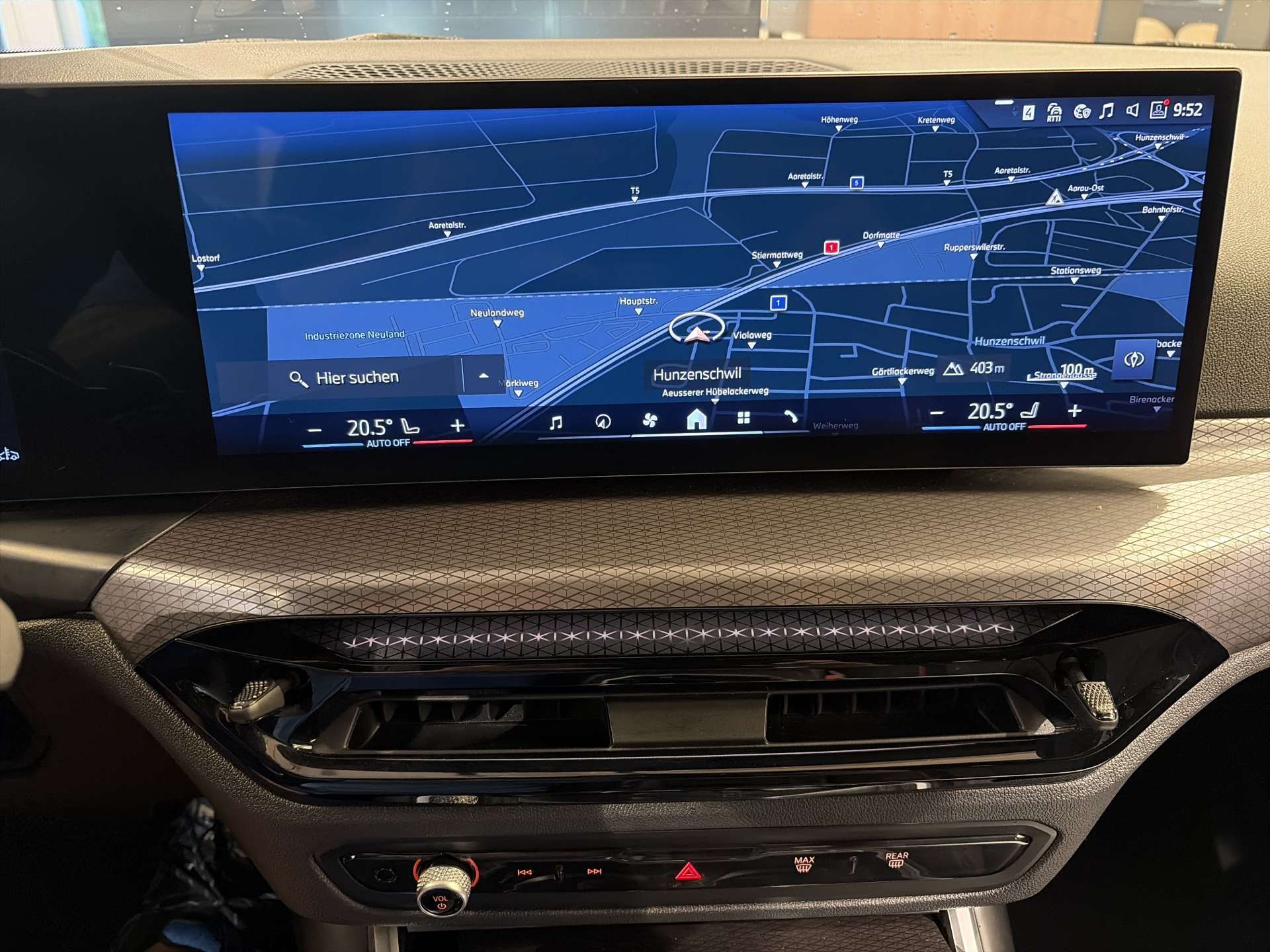 BMW 330i Touring xDrive M-Sport 245PS Steptronic Automat-image-1
