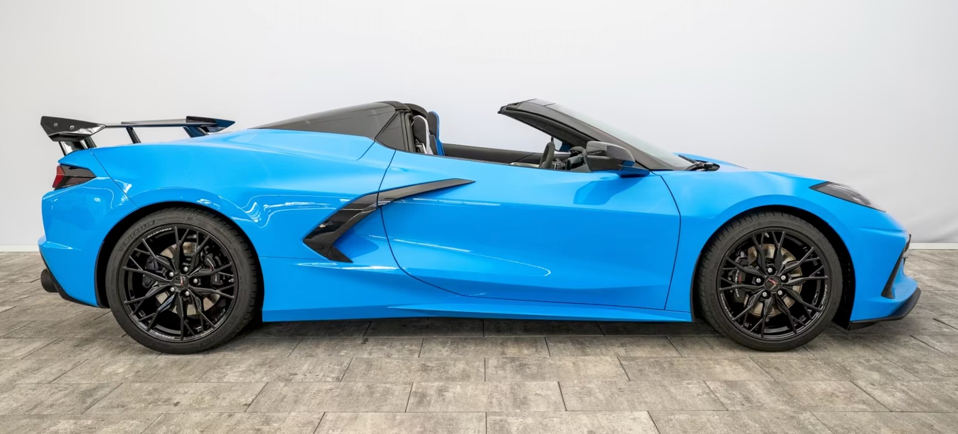 CHEVROLET CORVETTE CABRIOLET STINGRAY 3LT*Z51 PERFORMANCE PAKET*-image-10