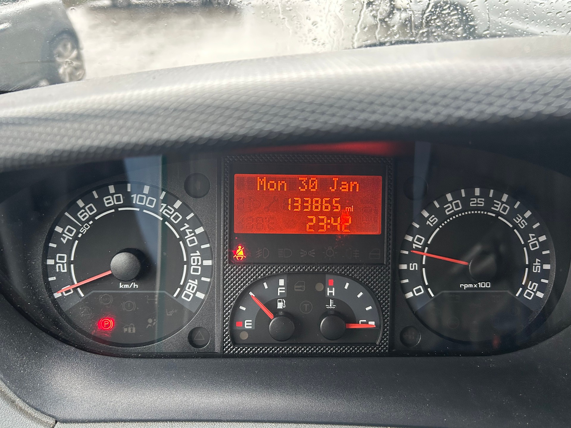 IVECO 35-image-11