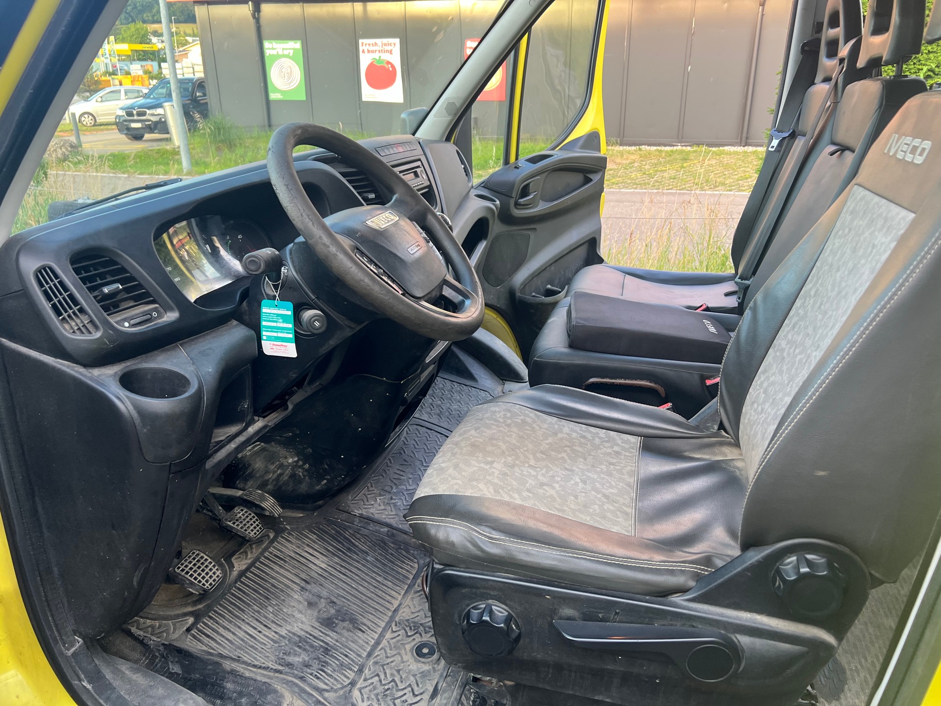 IVECO 35 S 15 D-image-10