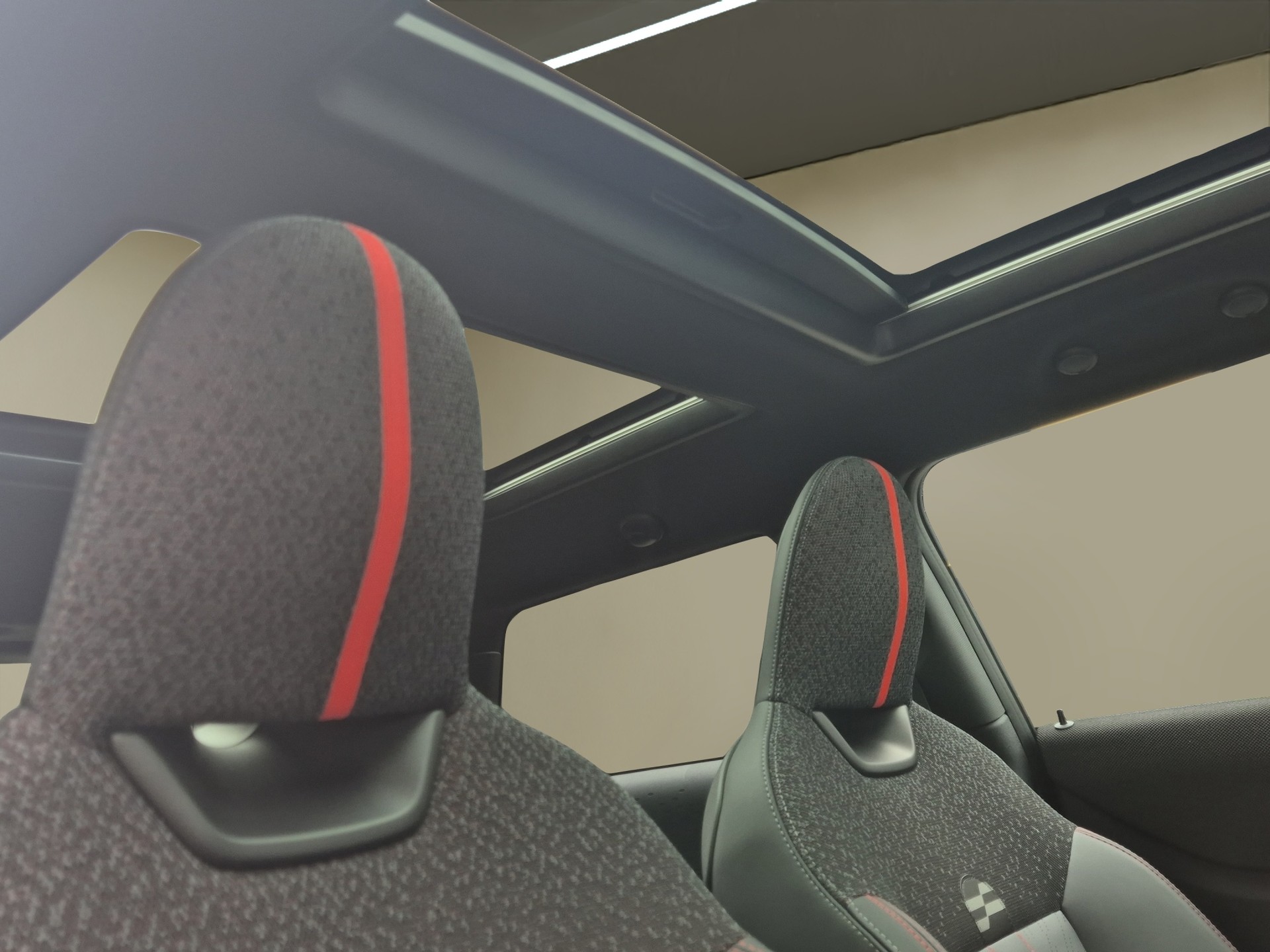 MINI Cooper John Cooper Works DKG-image-22