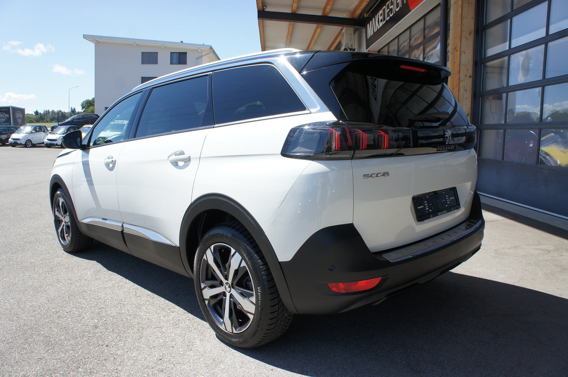PEUGEOT 5008 1.5 BlueHDi Allure Pack EAT8-showroom-element-2