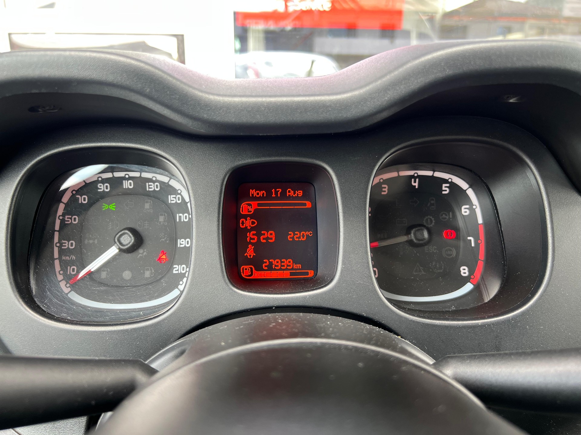 FIAT Panda 1.0 Hybrid Cool-image-13
