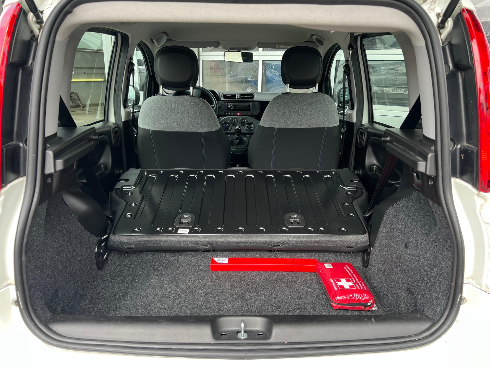 FIAT Panda 1.0 Hybrid Cool-image-8