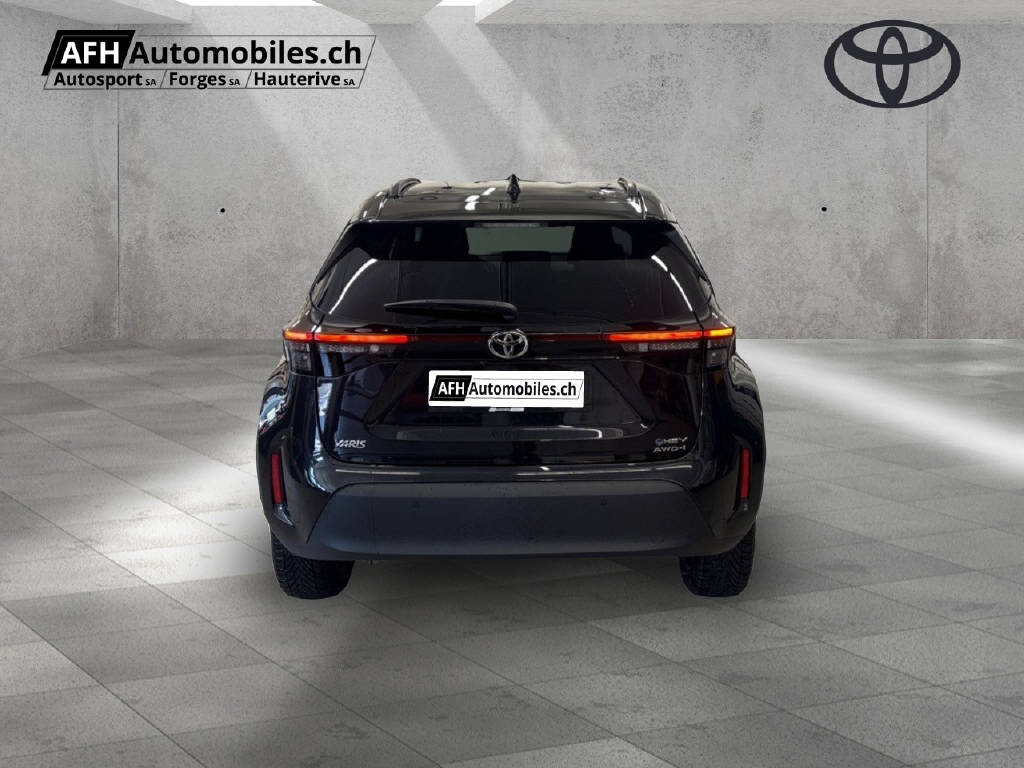 TOYOTA Yaris Cross 1.5 VVT-i HSD Trend AWD-i-image-3