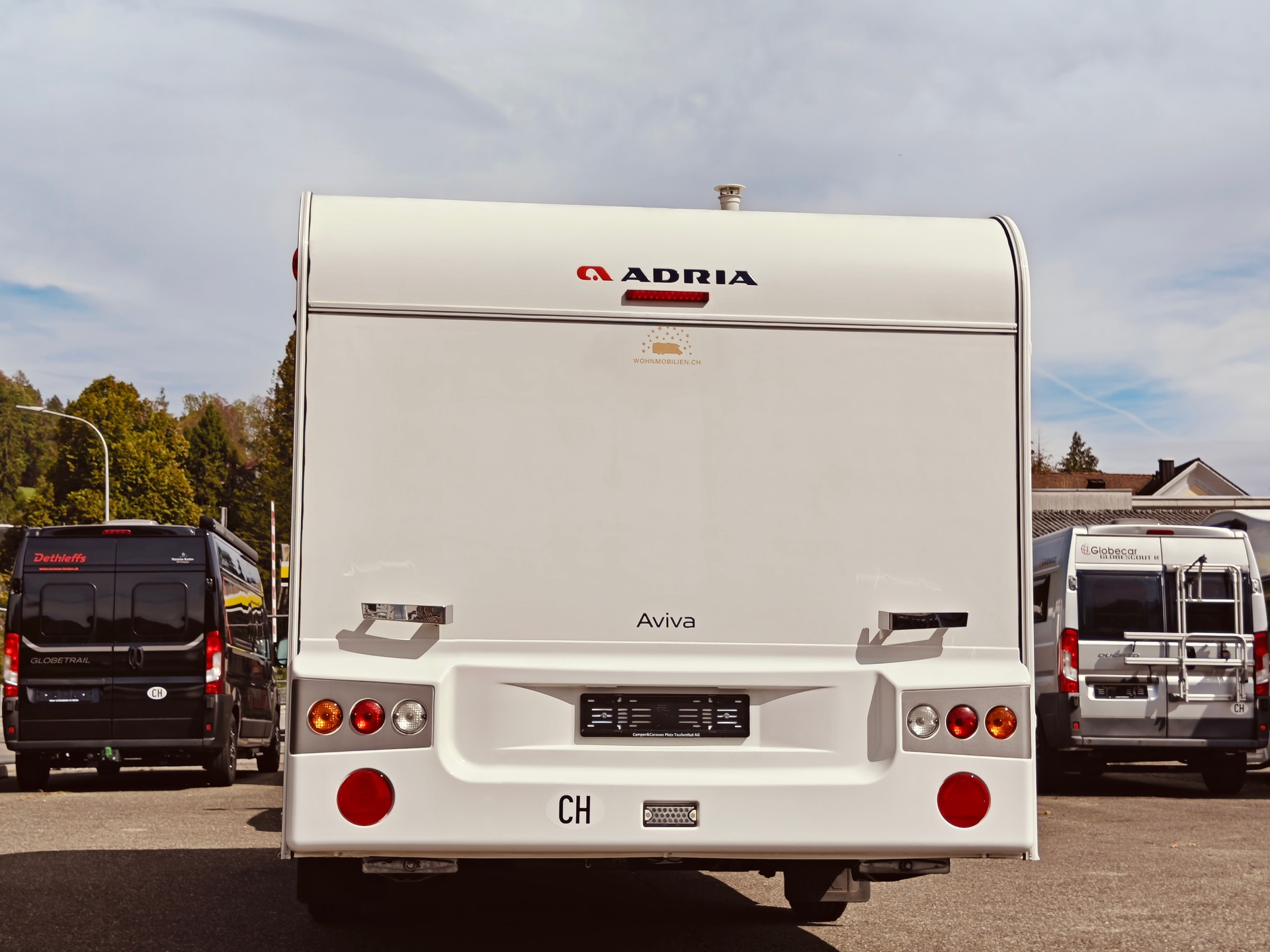 ADRIA E Aviva 522 PT -- Etagenbetten -- Mover -- Luftvorzelt -- Veloträger-image-4