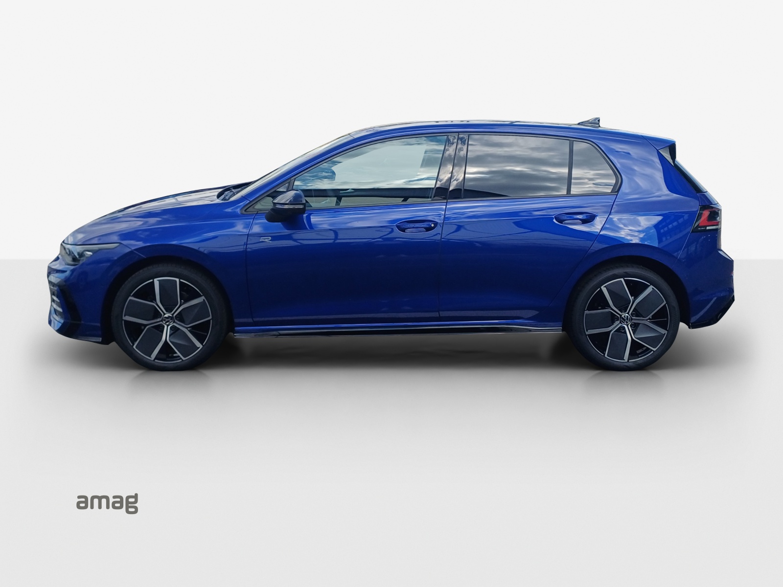 VW Golf 1.5 e TSI mHEV R-Line DSG-image-1
