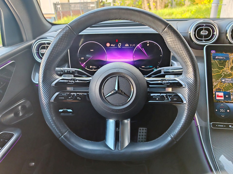 MERCEDES-BENZ GLC 200 4Matic 9G-Tronic AMG-Line-image-9