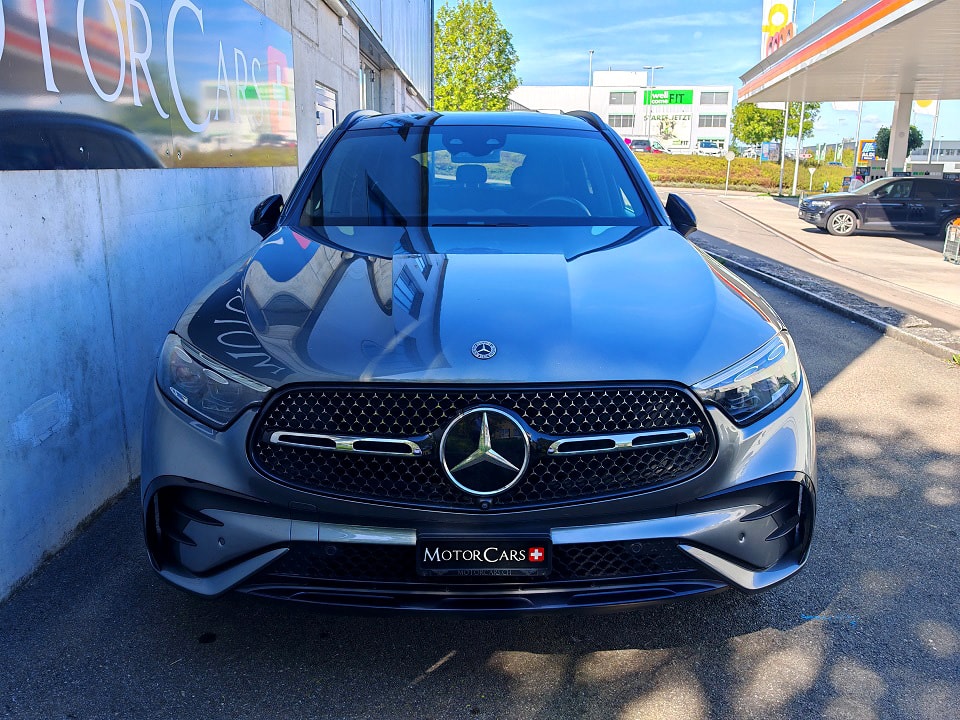 MERCEDES-BENZ GLC 200 4Matic 9G-Tronic AMG-Line-image-3