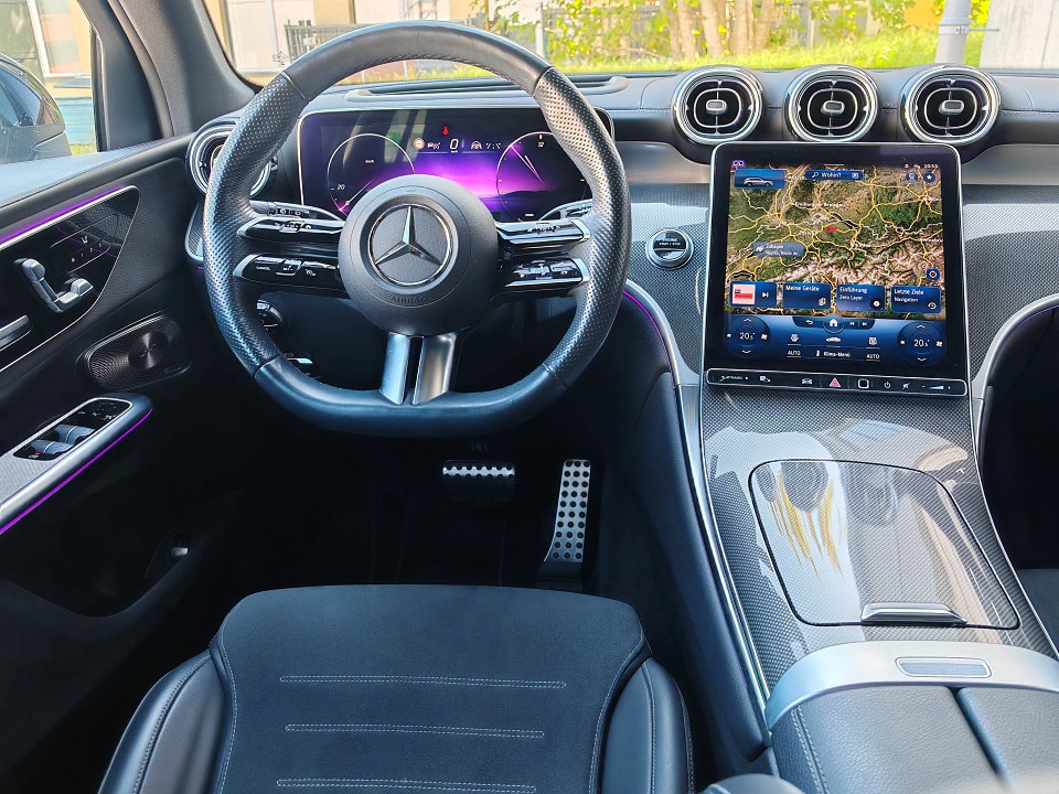 MERCEDES-BENZ GLC 200 4Matic 9G-Tronic AMG-Line-image-8