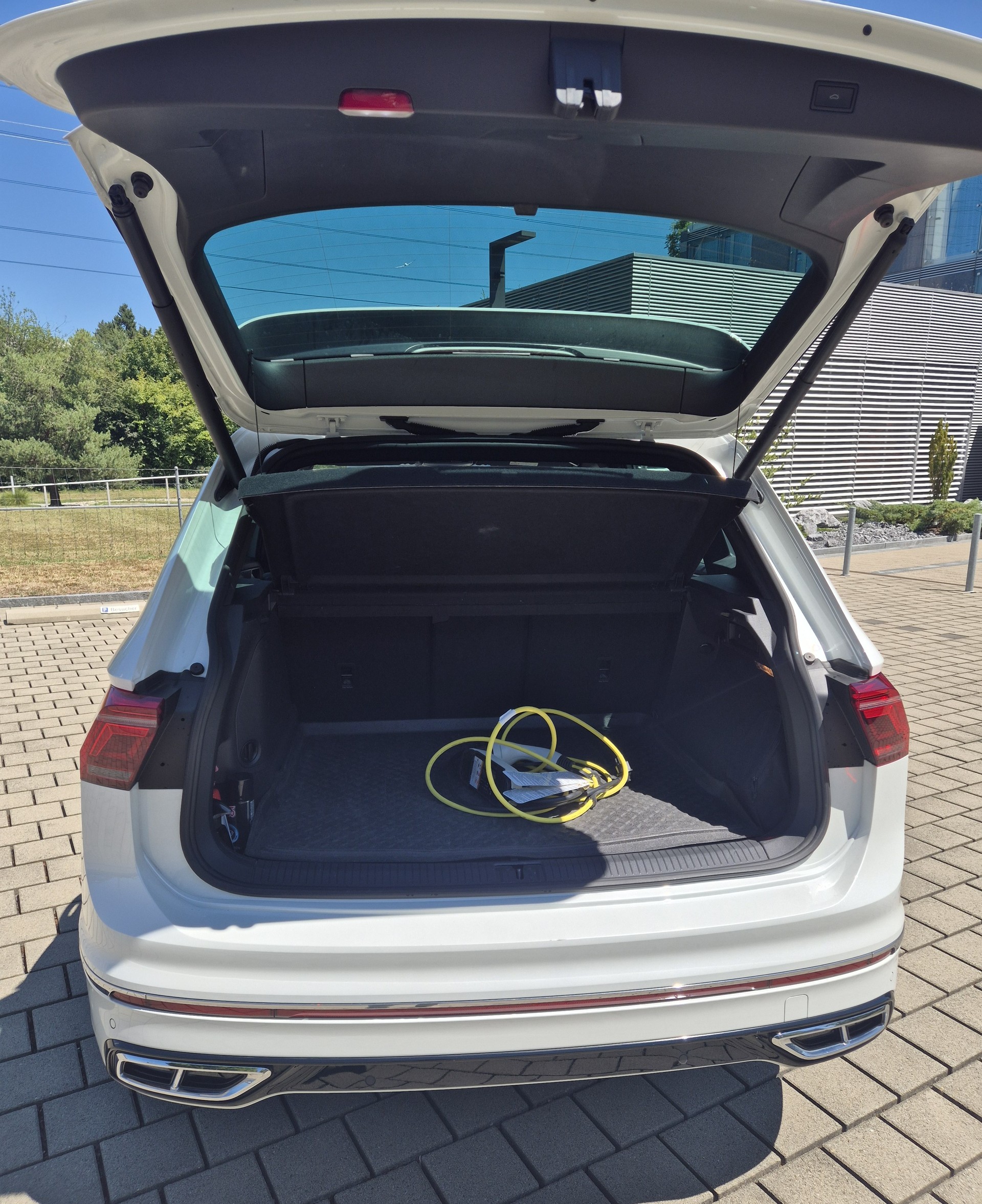 VW 1.4 TSI PHEV R-Line DSG 2WD-image-3