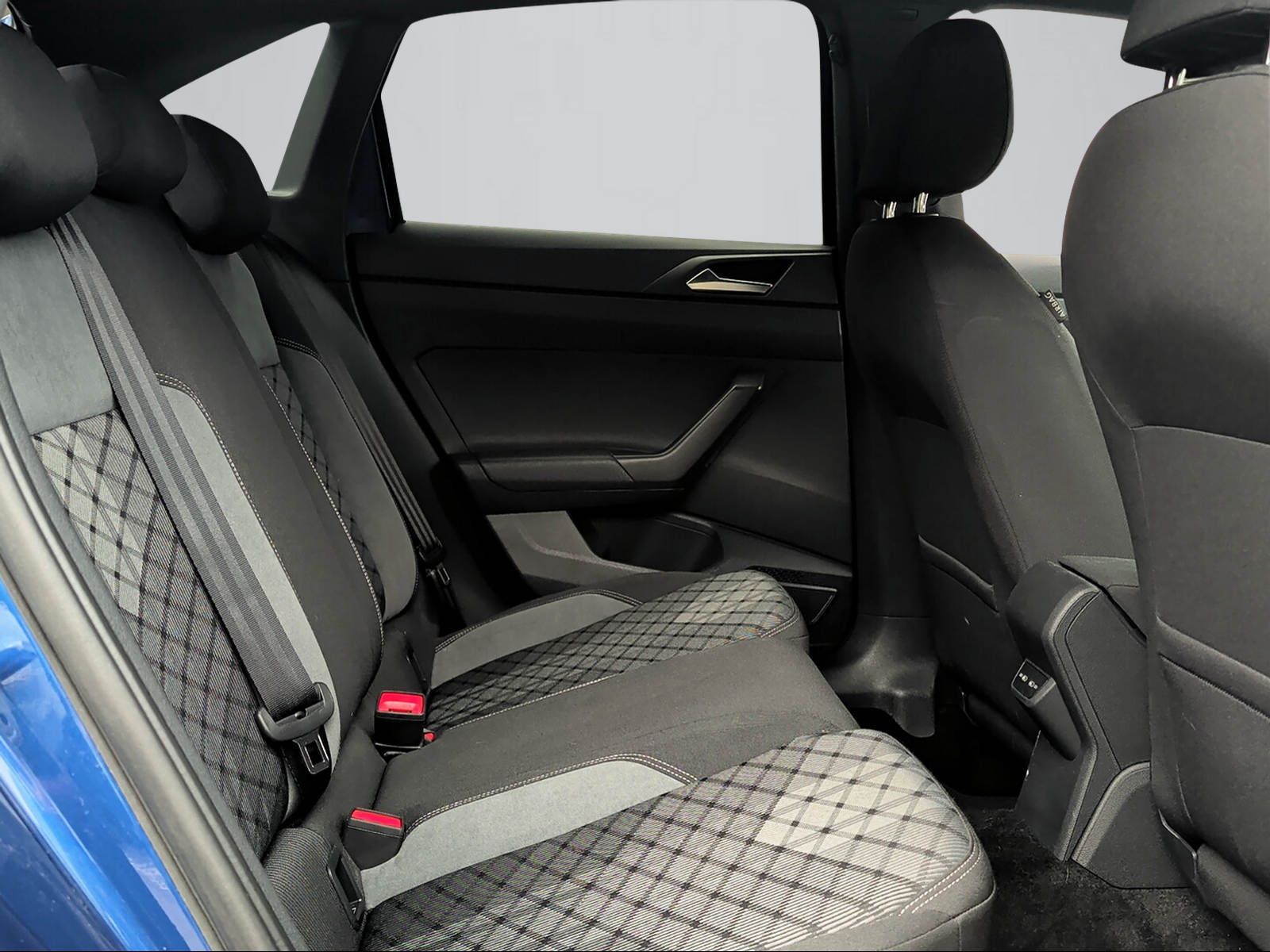 VW Taigo 1.0 TSI R-Line DSG-image-7