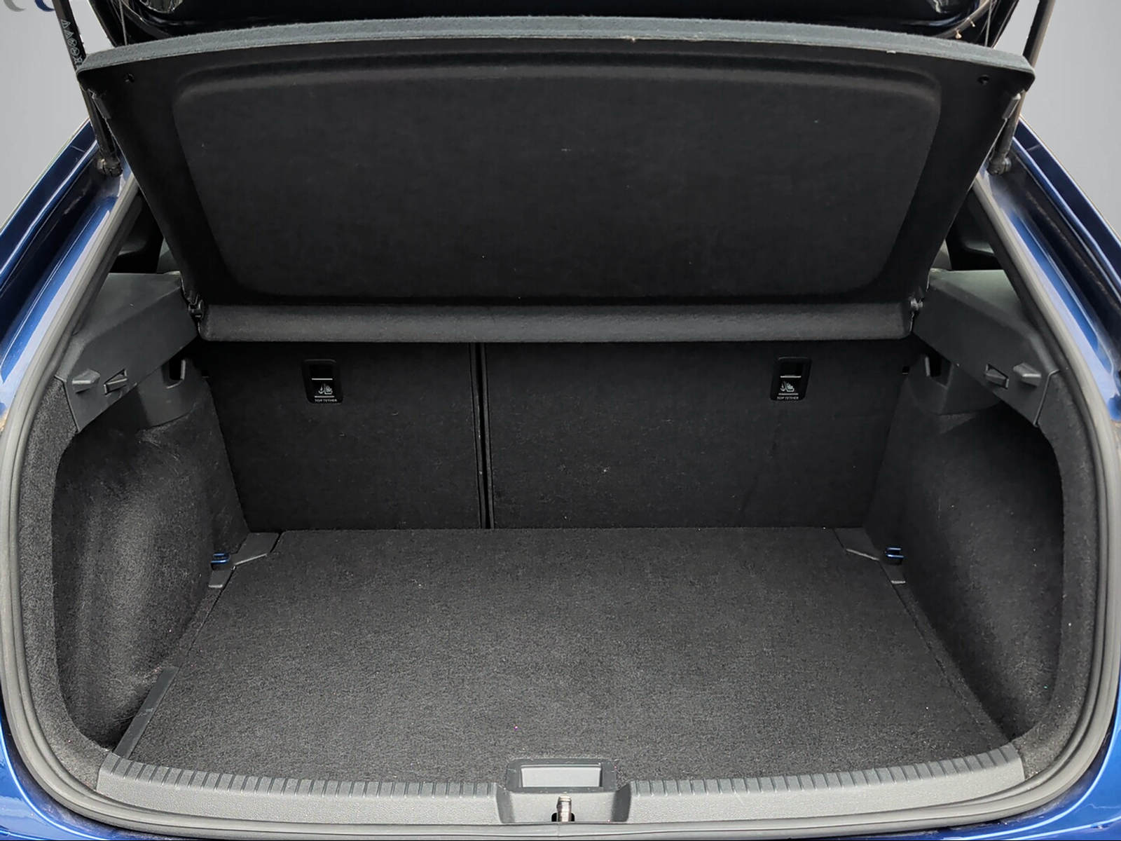 VW Taigo 1.0 TSI R-Line DSG-image-8