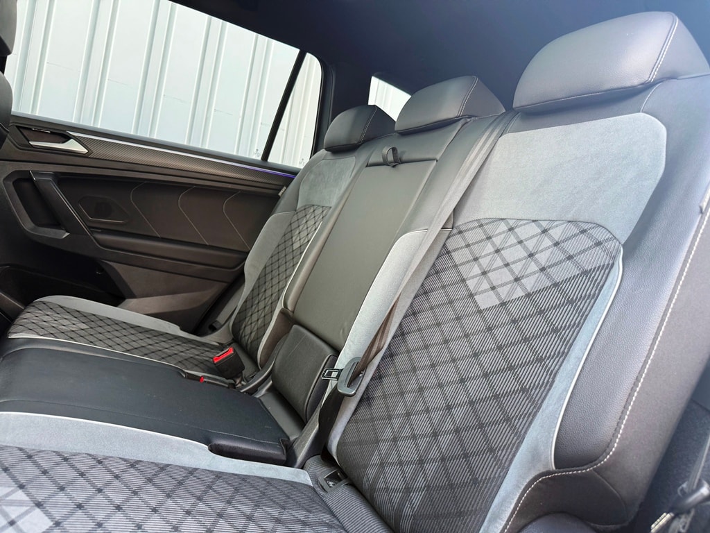 VW Tiguan Allspace 2.0TSI R-Line 4Motion DSG-image-16