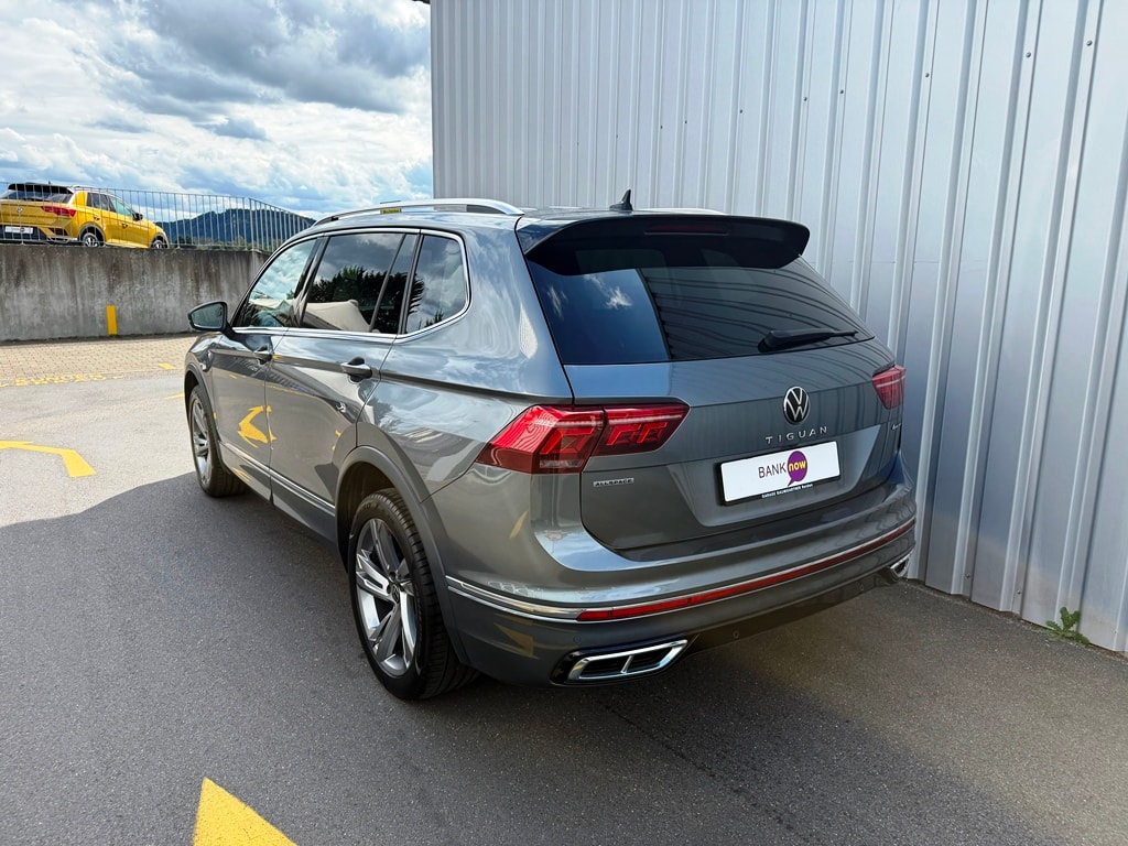 VW Tiguan Allspace 2.0TSI R-Line 4Motion DSG-image-3