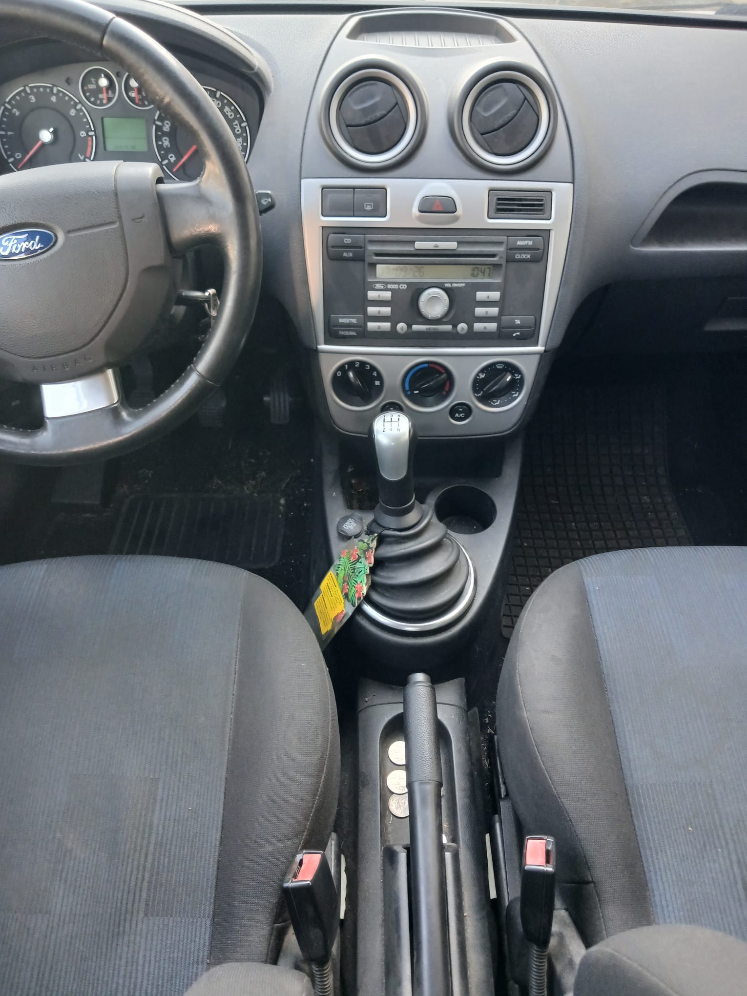 FORD Fiesta 1.4 16V Trend-image-8