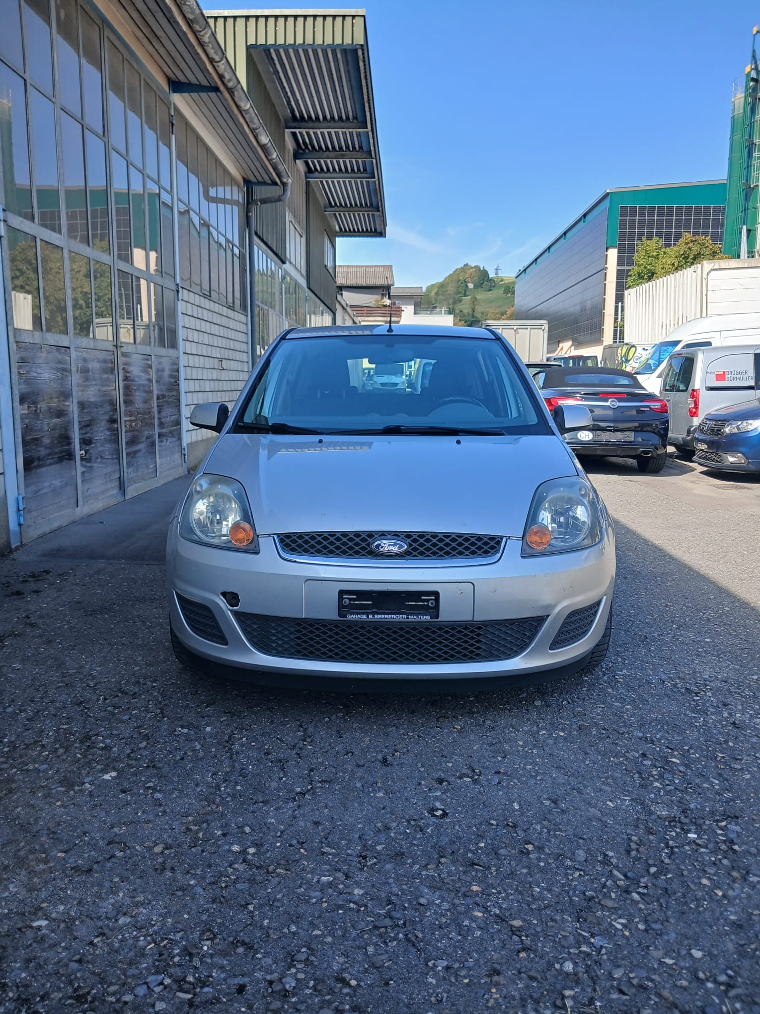 FORD Fiesta 1.4 16V Trend-image-0