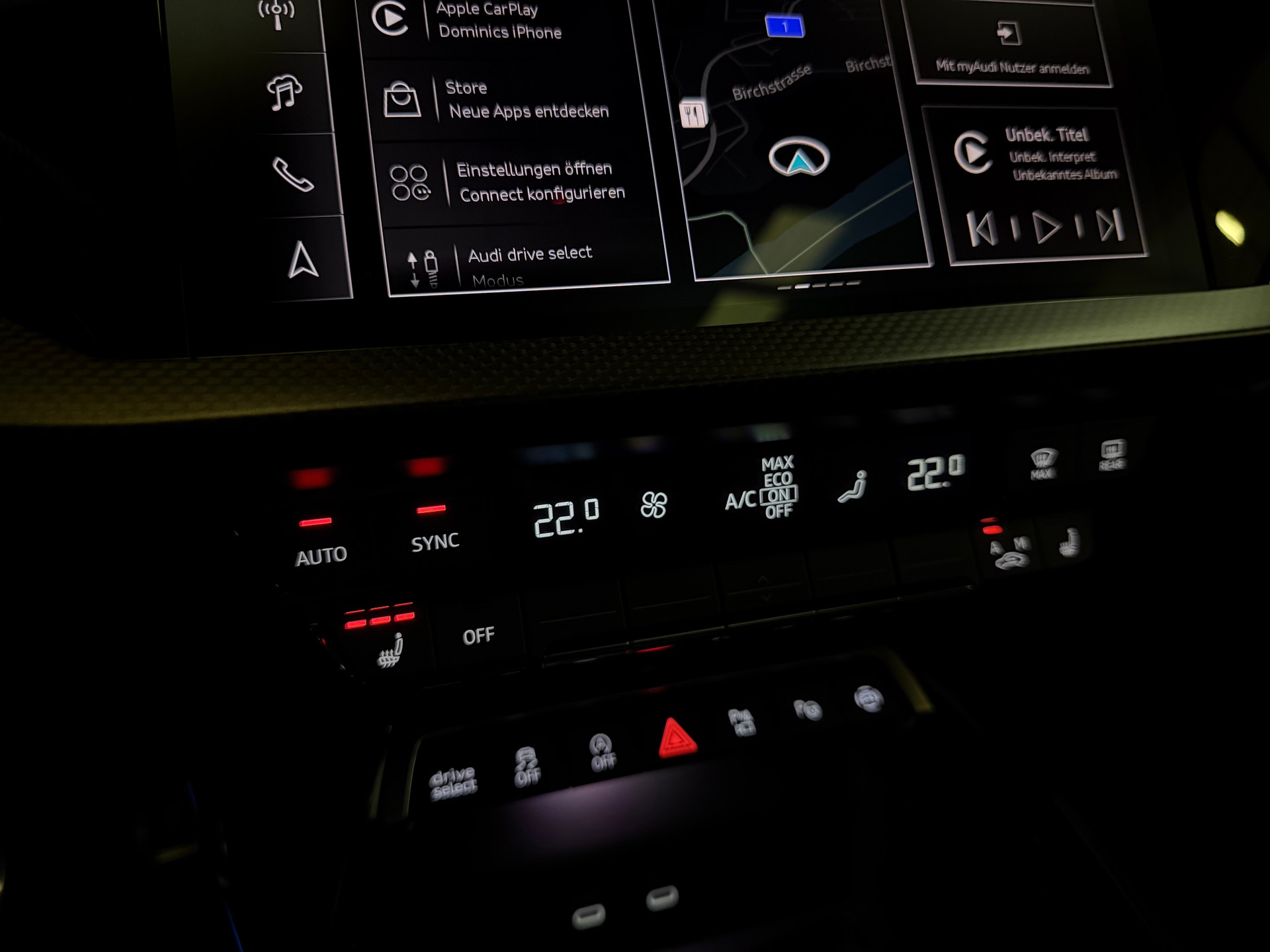 AUDI RS3 Sportback 2.5 TSI quattro S-tronic-image-26
