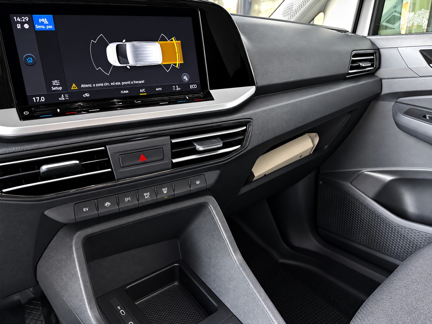 FORD Grand Transit Connect Kasten 1.5 EcoBoost PHEV Trend-image-9