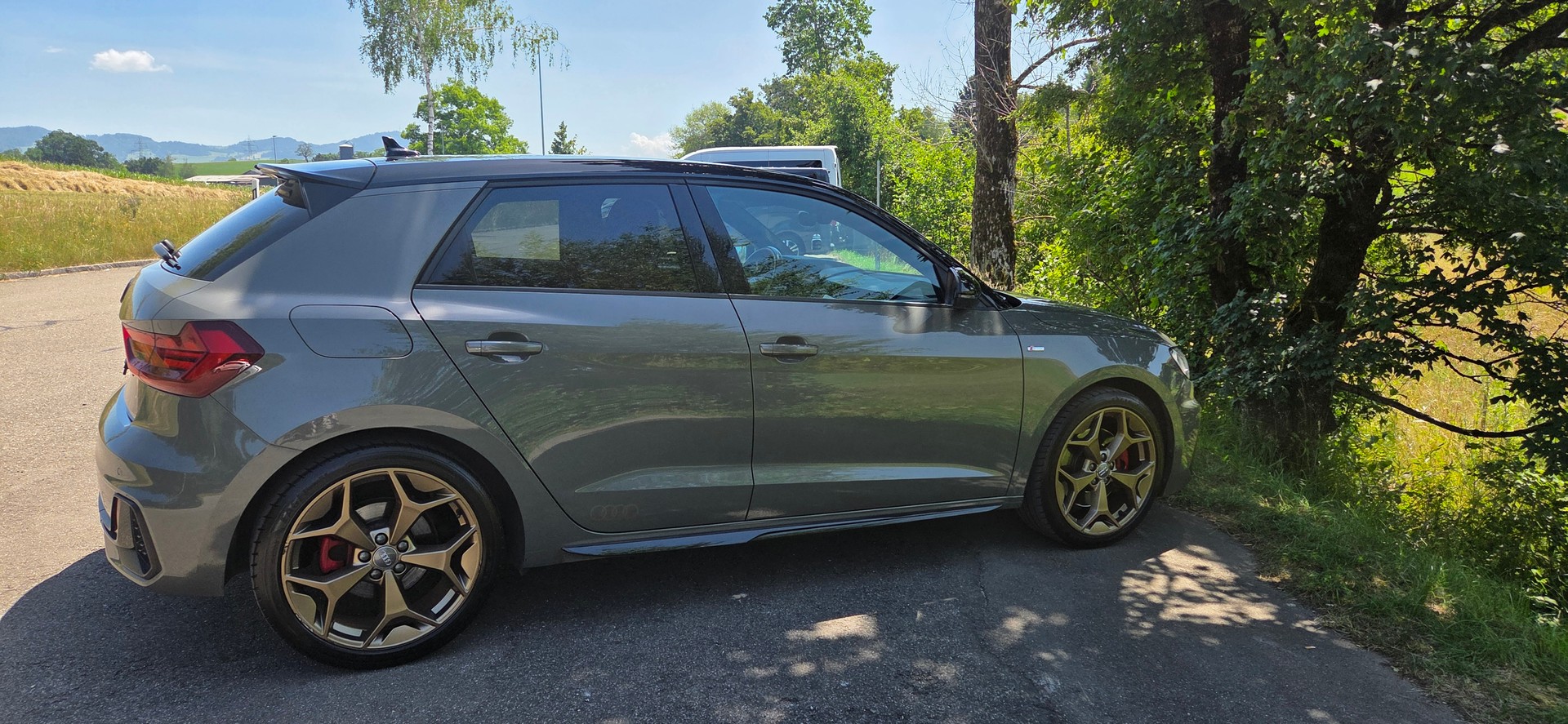 AUDI 2.0 40 TFSI S Line S-Tronic-image-2