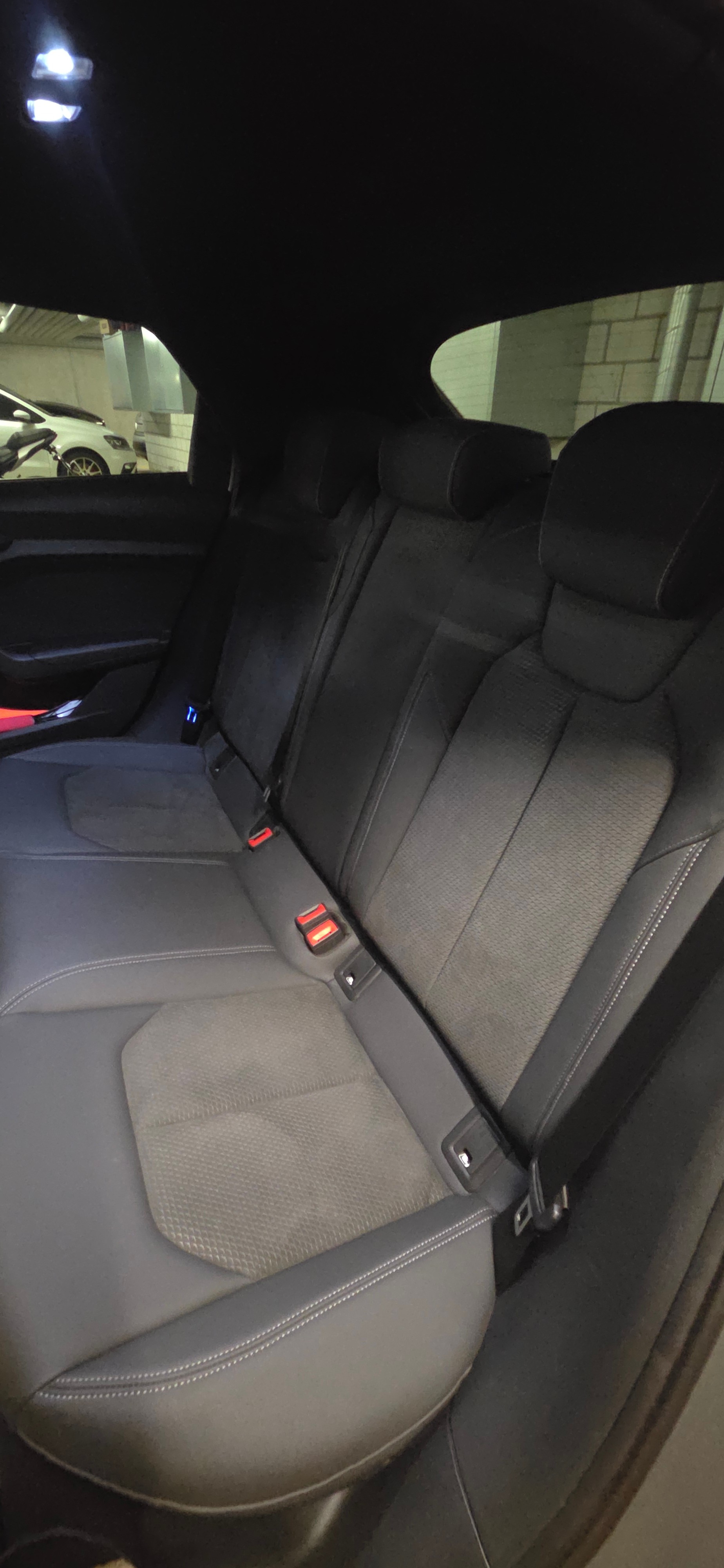 AUDI 2.0 40 TFSI S Line S-Tronic-image-5