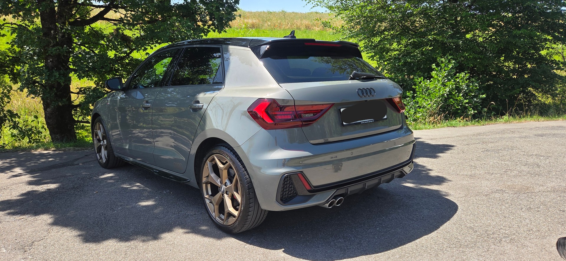 AUDI 2.0 40 TFSI S Line S-Tronic-image-1