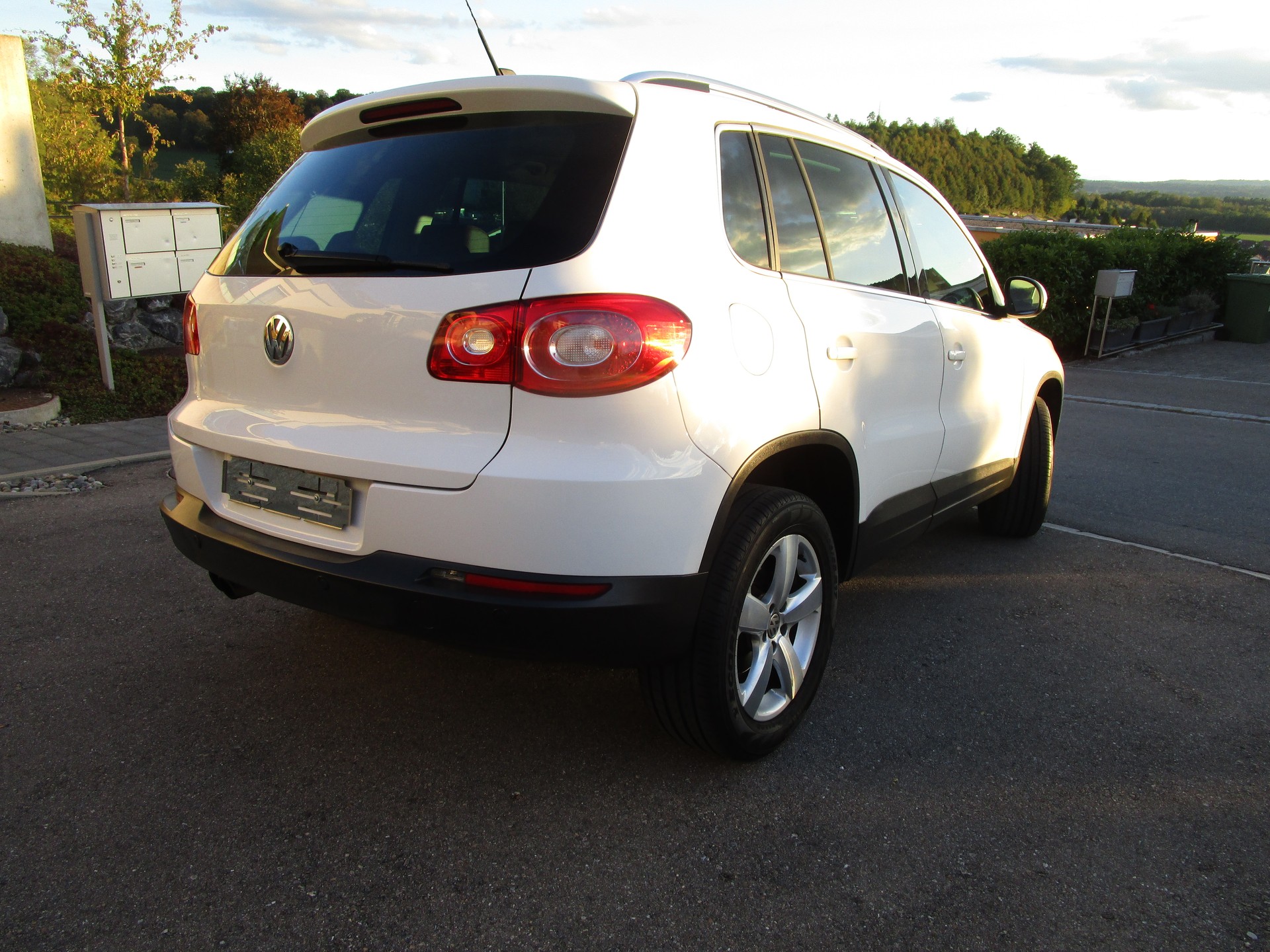 VW 2.0 TSI 200 Sport & Style-image-5