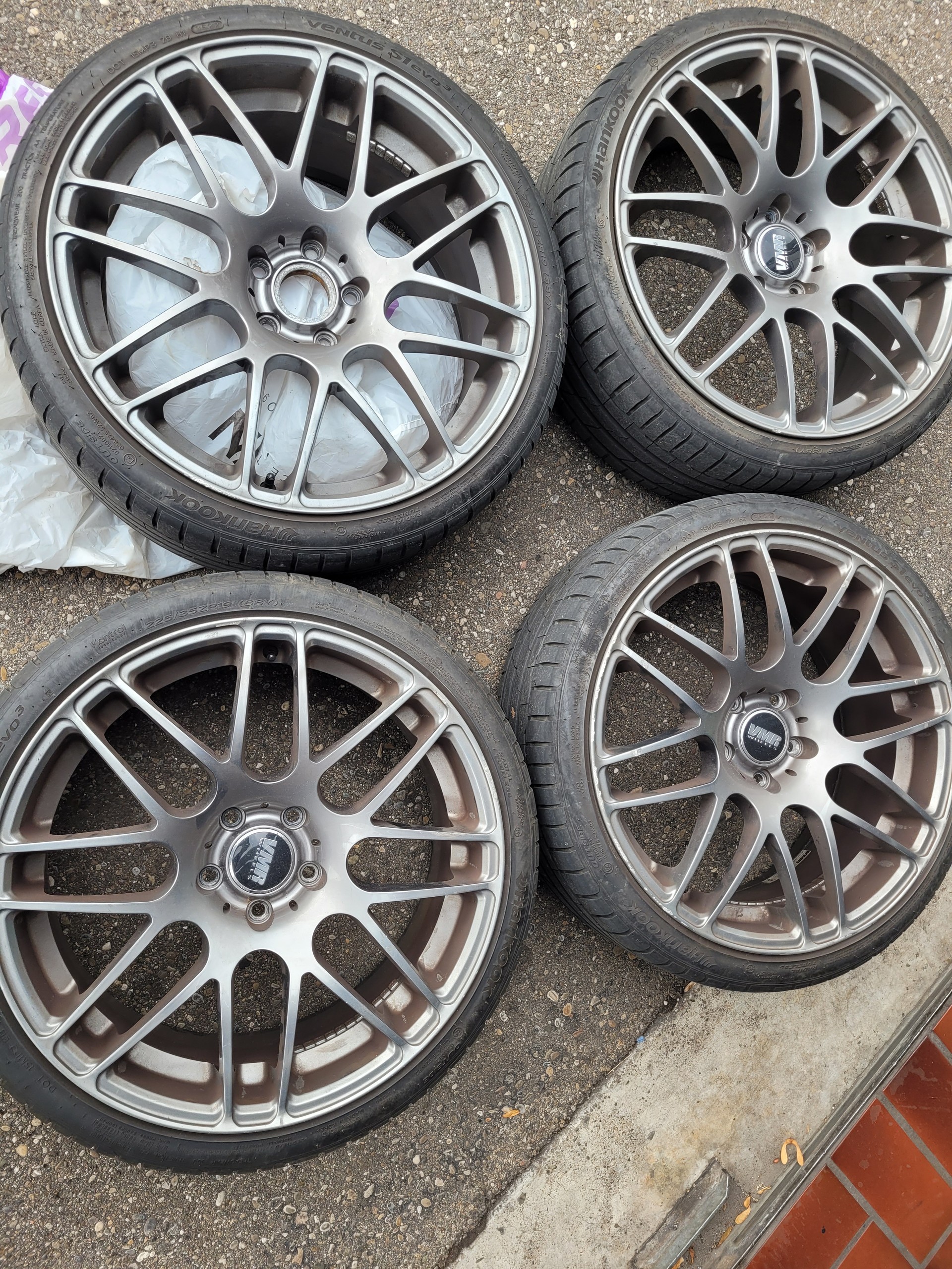 AUDI S3 2.0 TFSI quattro S-tronic-image-10
