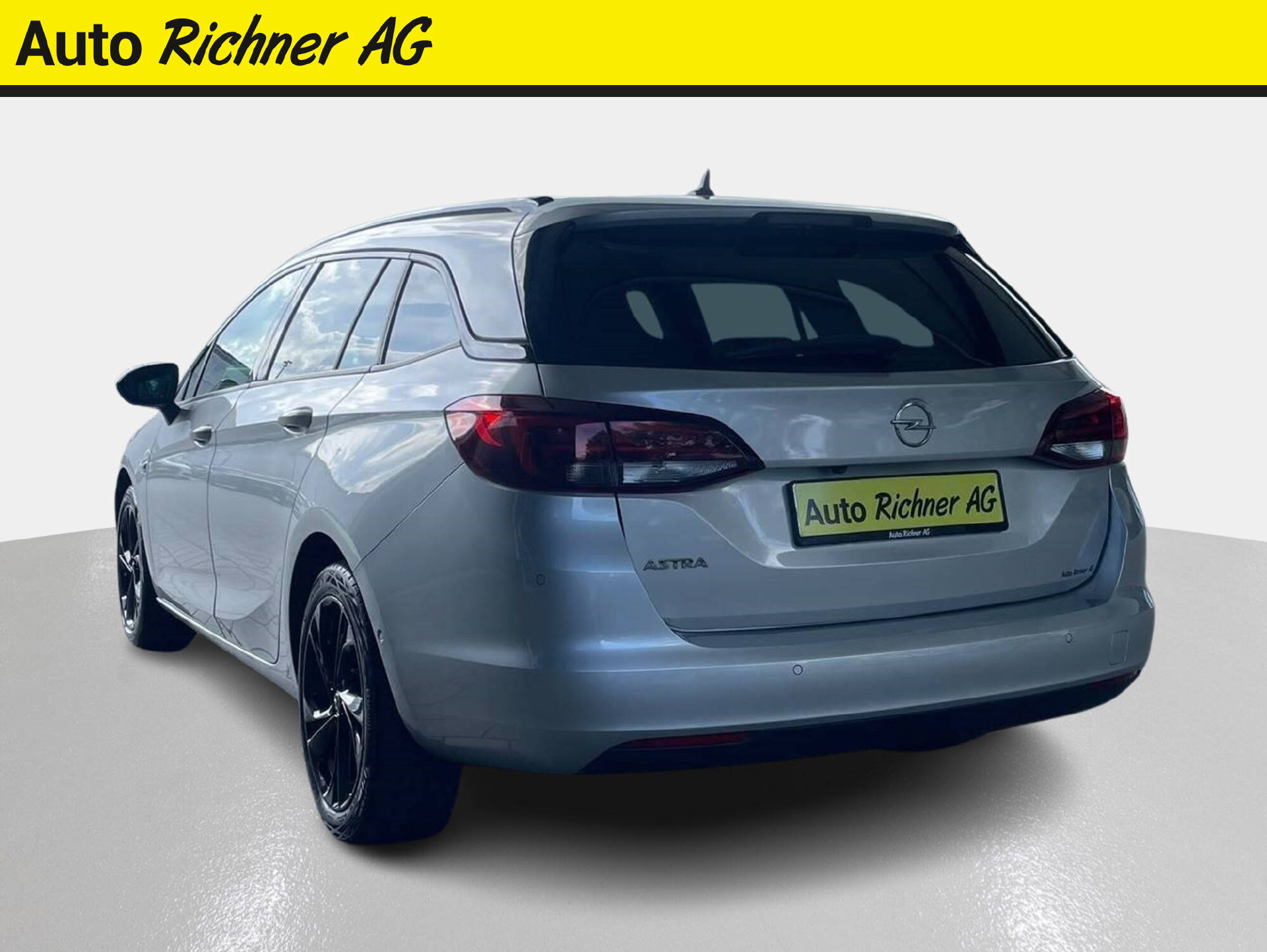 OPEL Astra Sports Tourer 1.5 D 122 Ultimate S/S-image-4