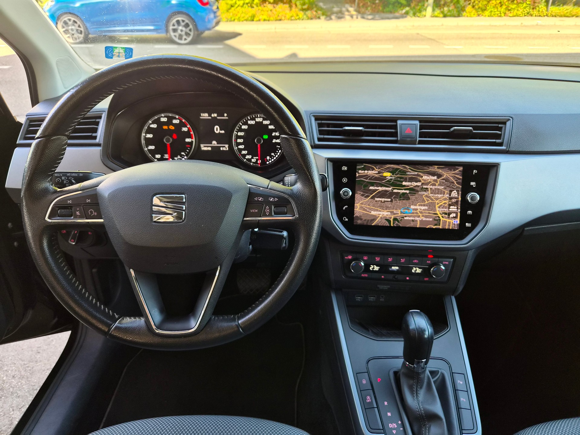SEAT Arona 1.0 TSI Eco DSG Style-image-8