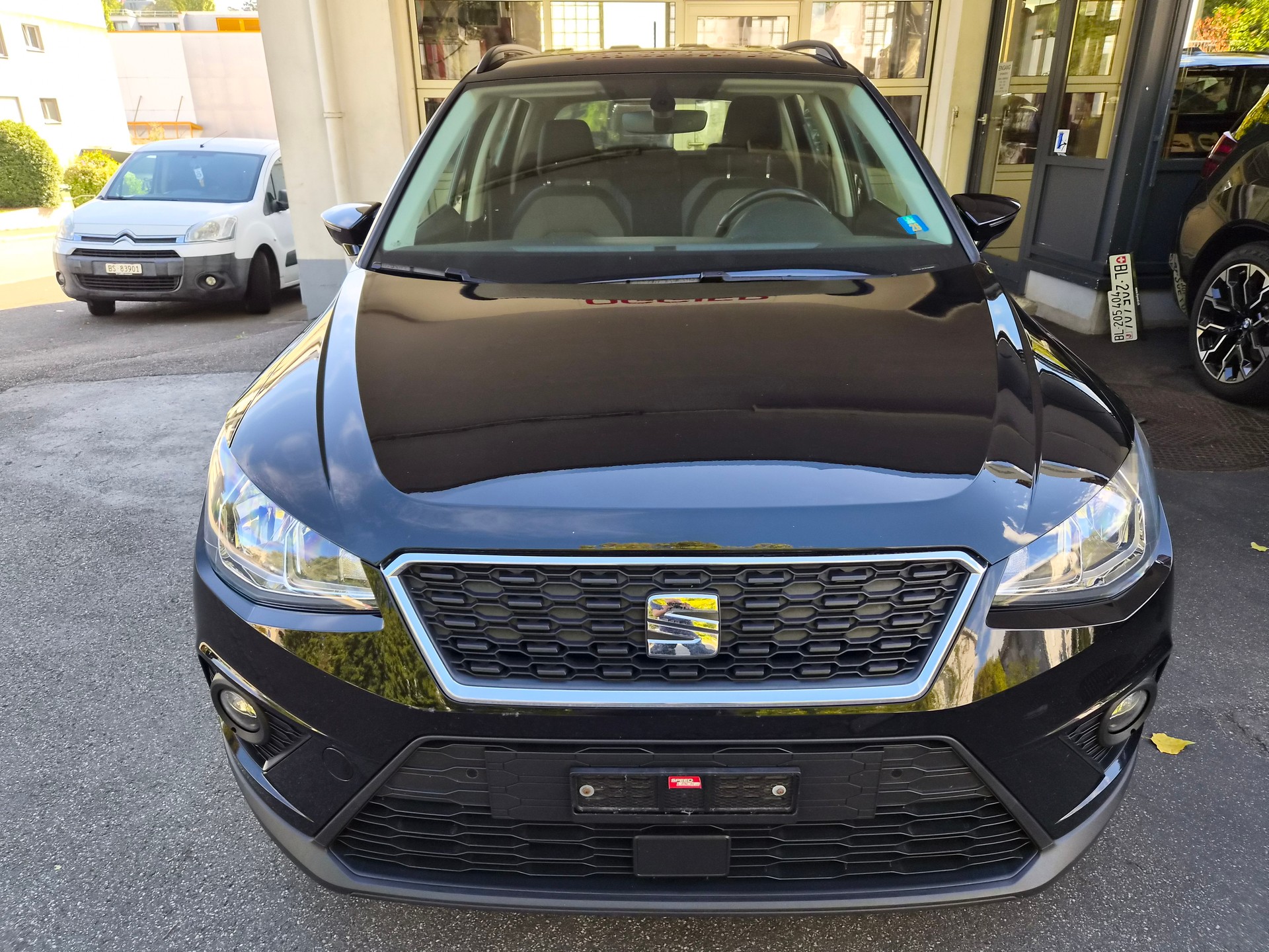SEAT Arona 1.0 TSI Eco DSG Style-image-0