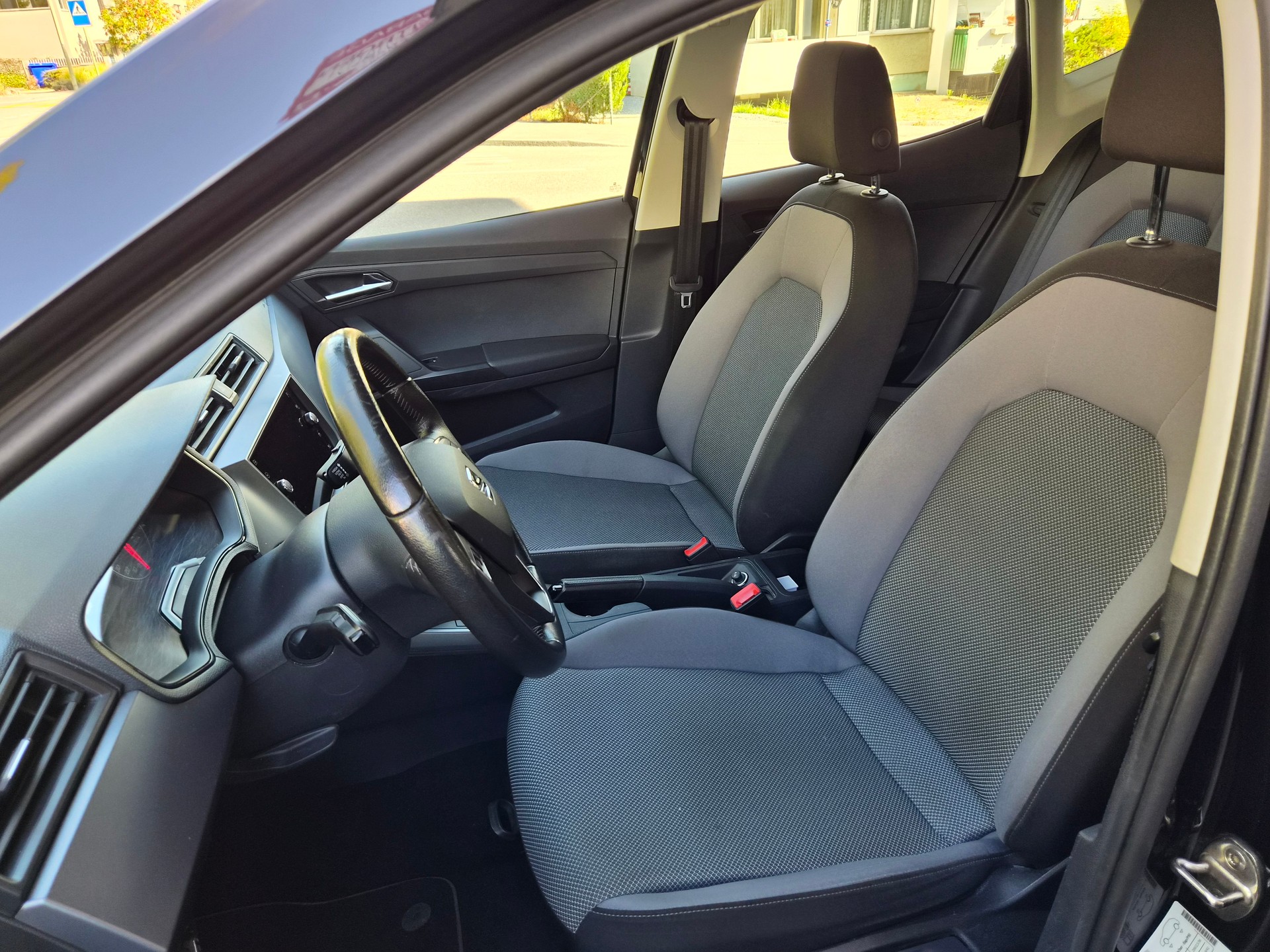 SEAT Arona 1.0 TSI Eco DSG Style-image-6