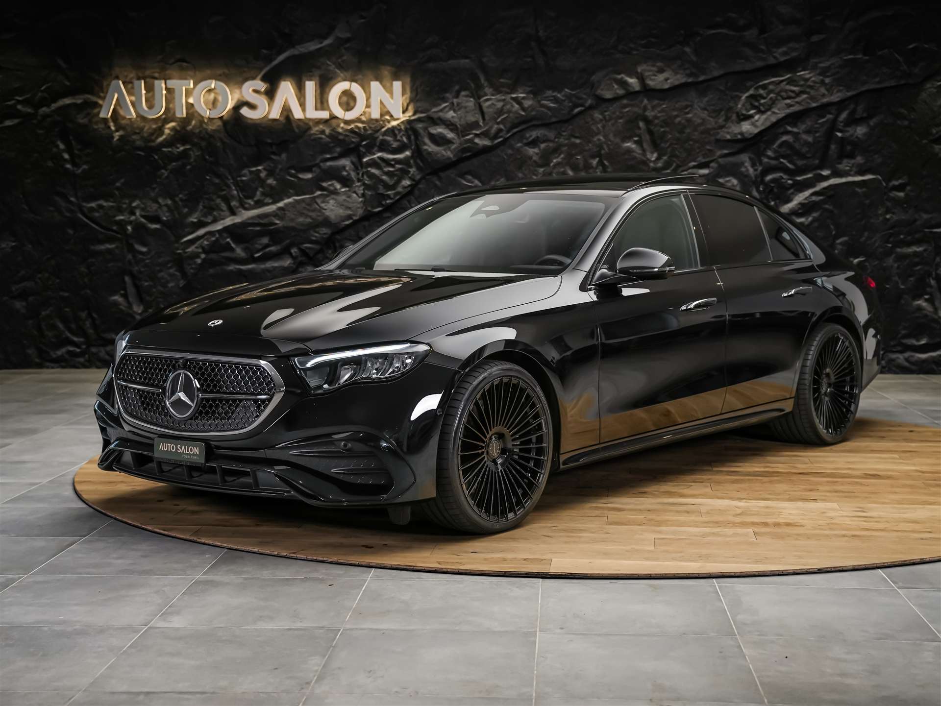 MERCEDES-BENZ E 220 d AMG Line 9G-Tronic *21" Felgen*Werksgarantie*Panorama*Lenkradheizung*-image-0