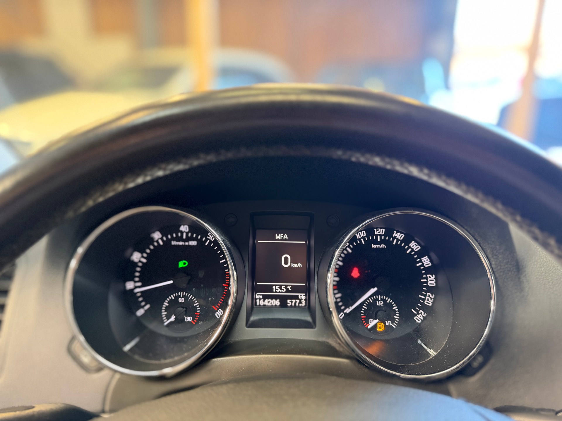 SKODA Yeti 1.2 TSI Ambition-image-14