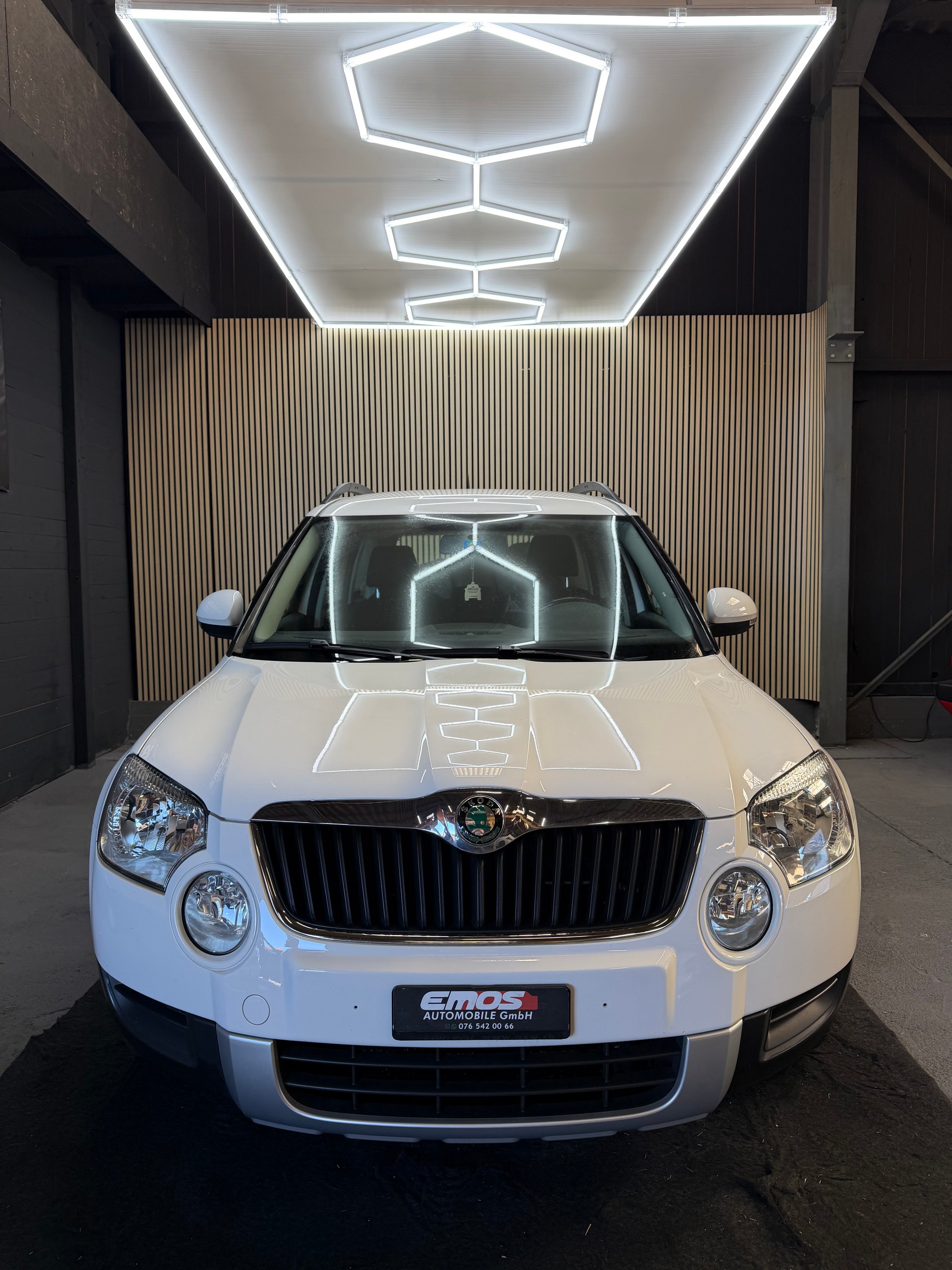SKODA Yeti 1.2 TSI Ambition-image-1