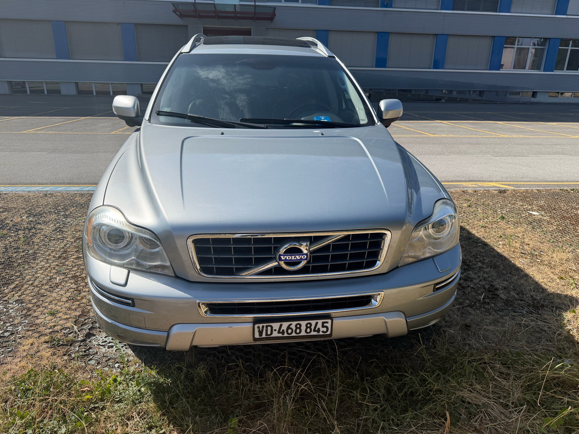 VOLVO 2.4D5 Executive 7P. AWD-image-1