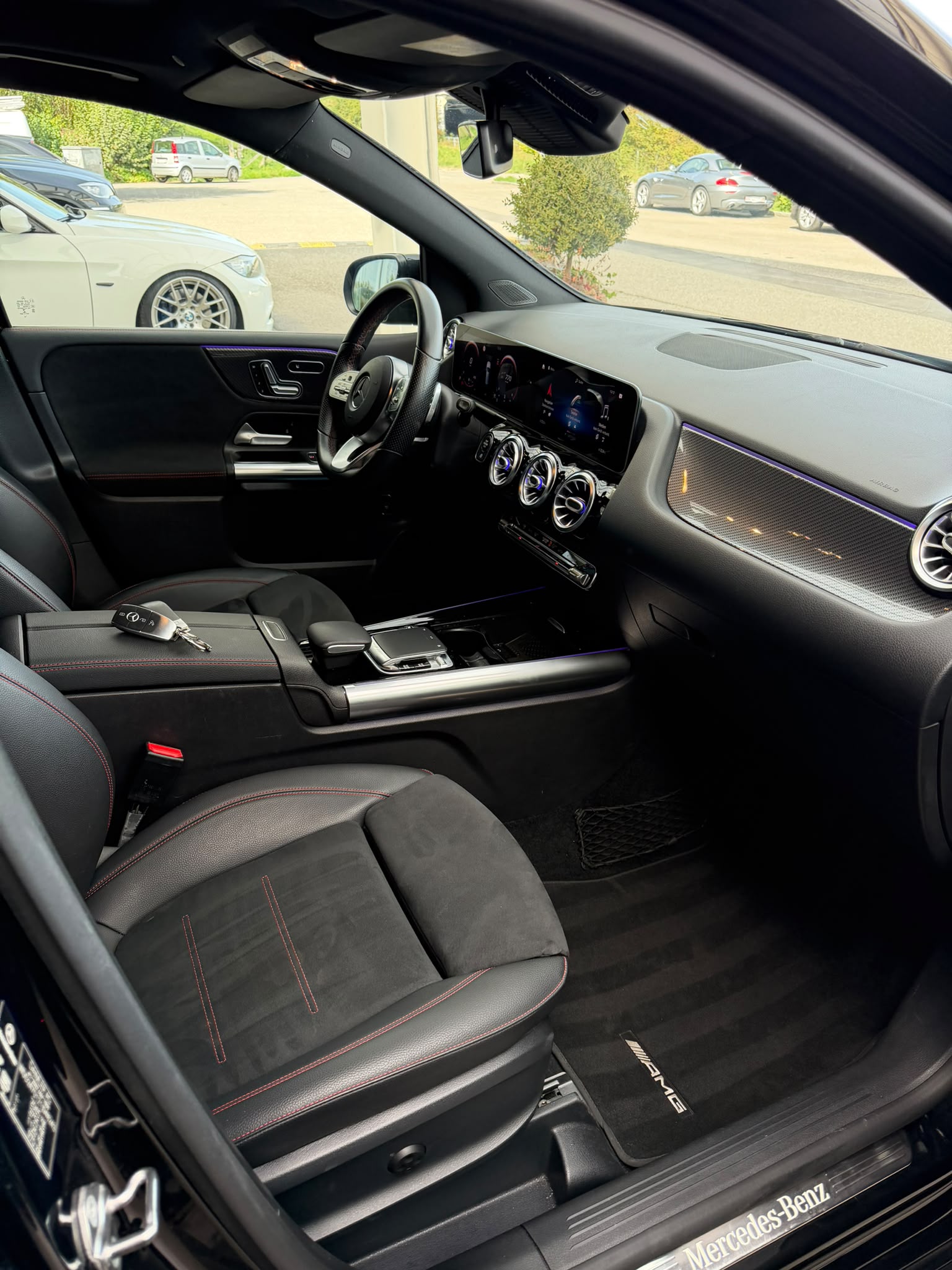 MERCEDES-BENZ B 200 d AMG Line 8G-DCT-image-7