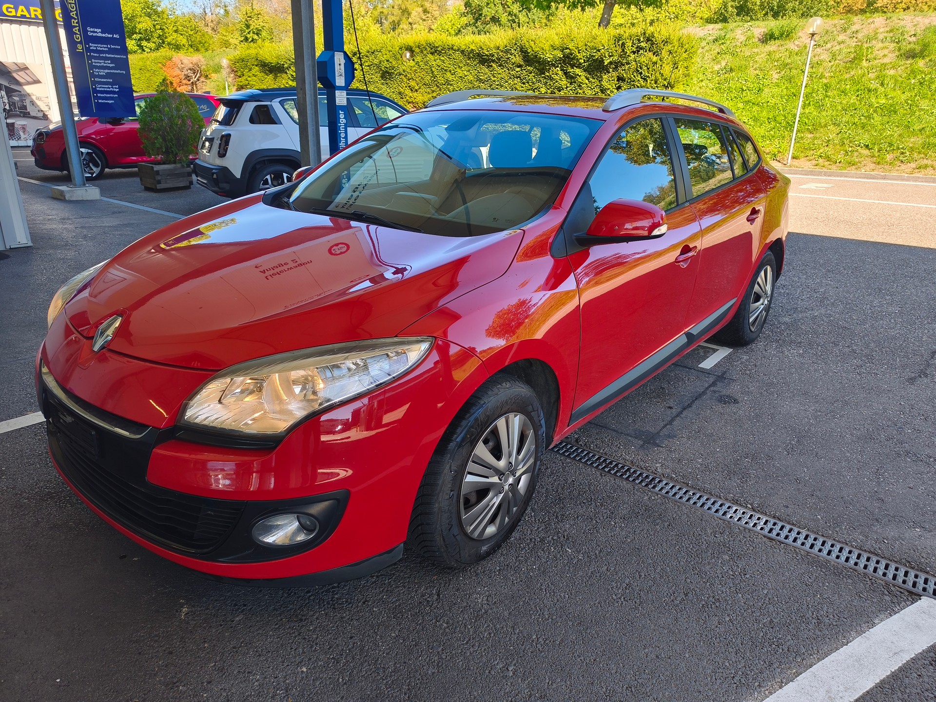 RENAULT Mégane Grandtour 1.5 dCi Expression-image-1