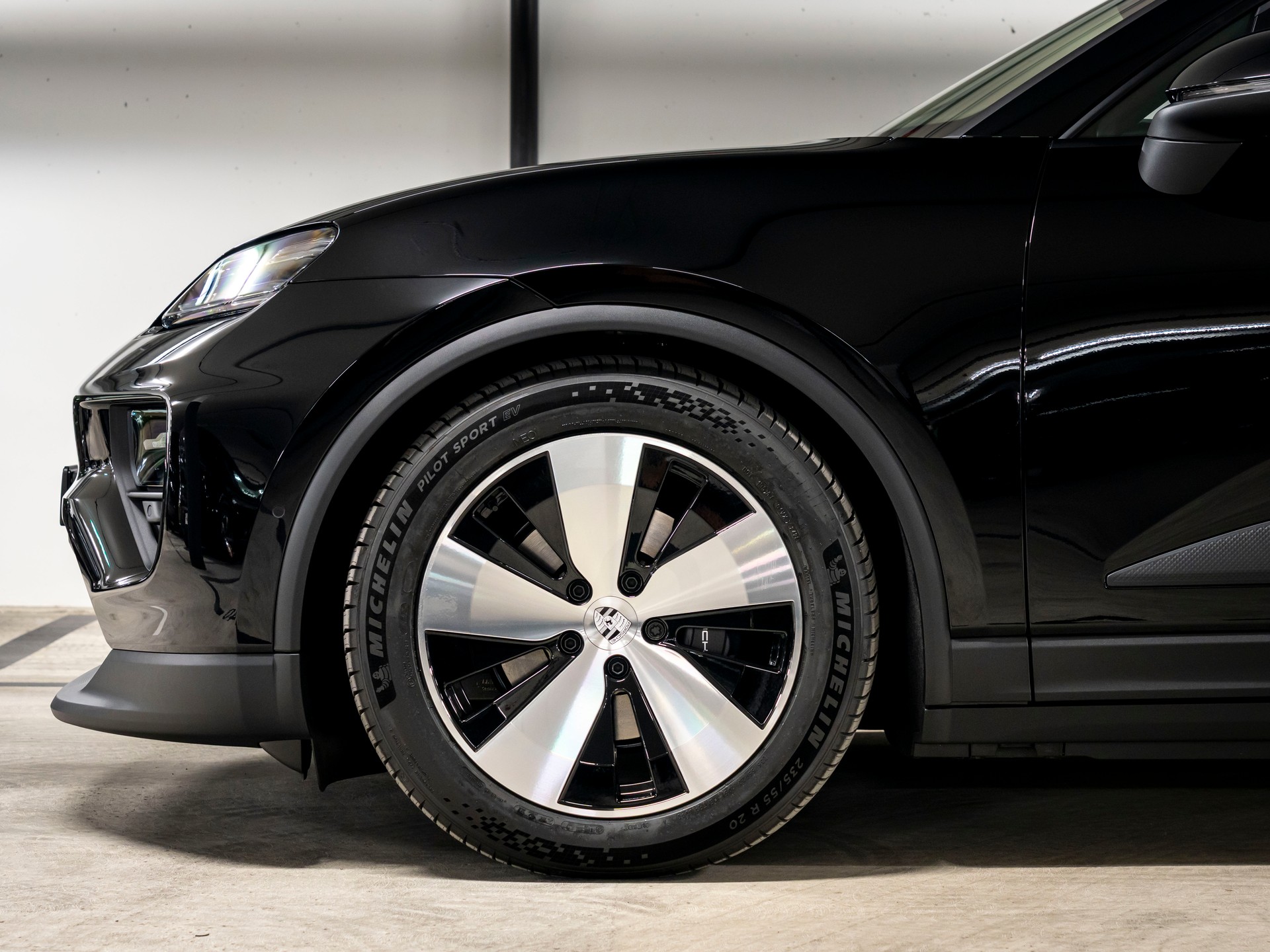 PORSCHE Macan 4 100kWh-image-5