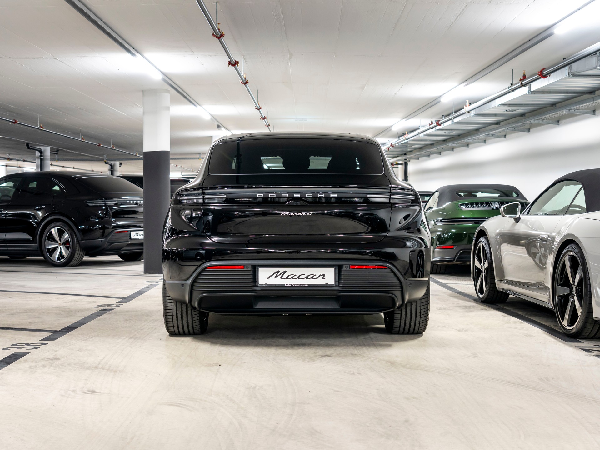 PORSCHE Macan 4 100kWh-image-4