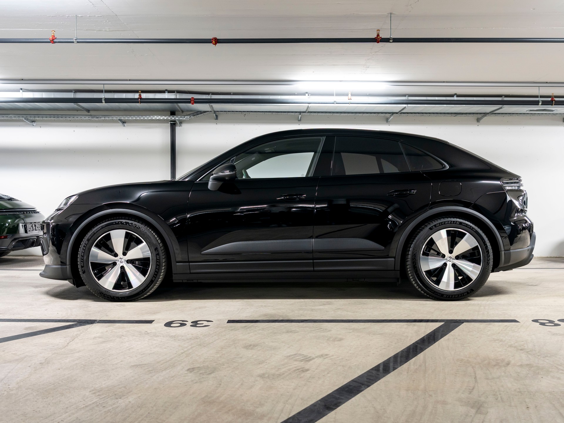 PORSCHE Macan 4 100kWh-image-1
