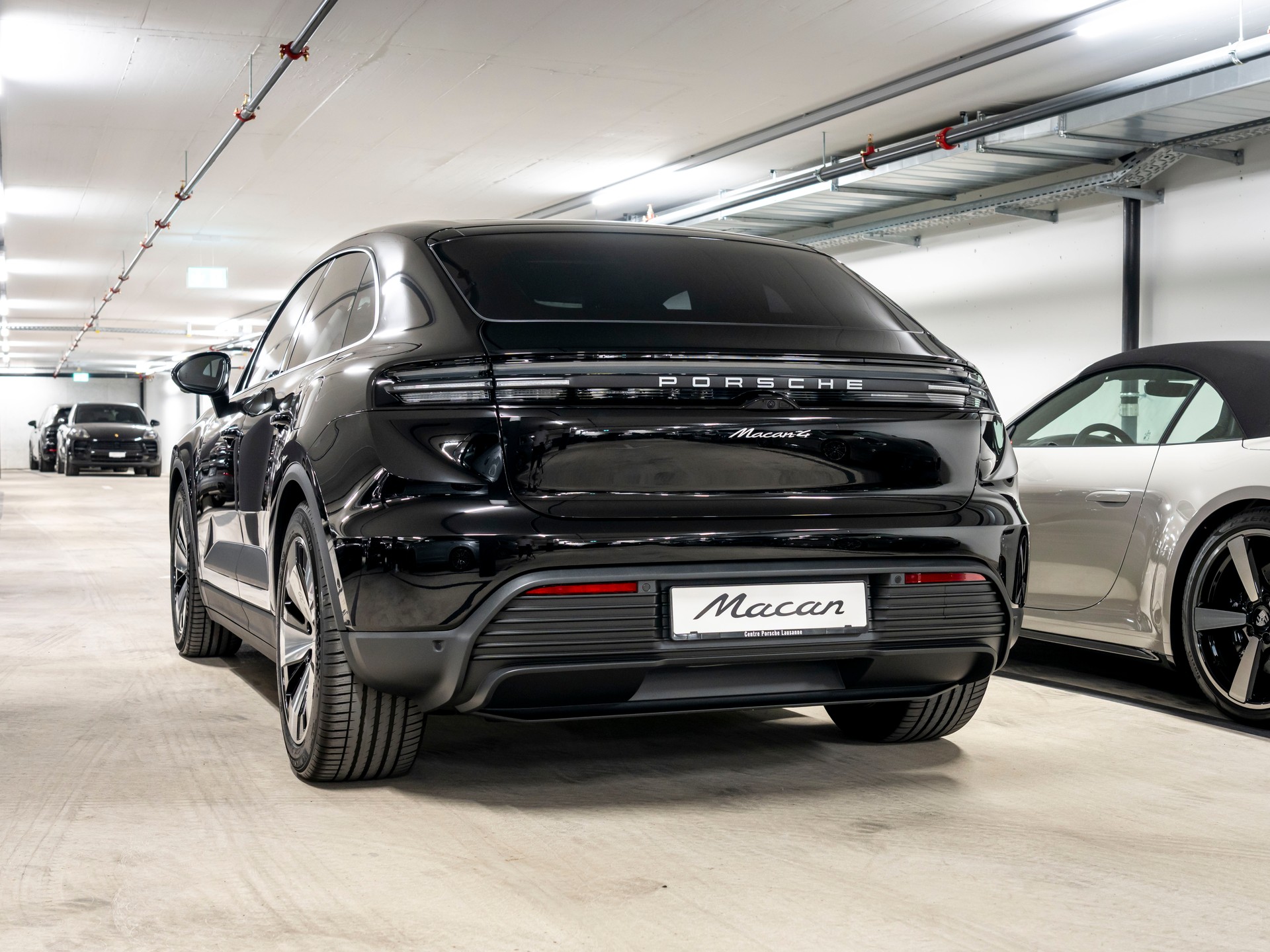 PORSCHE Macan 4 100kWh-image-2