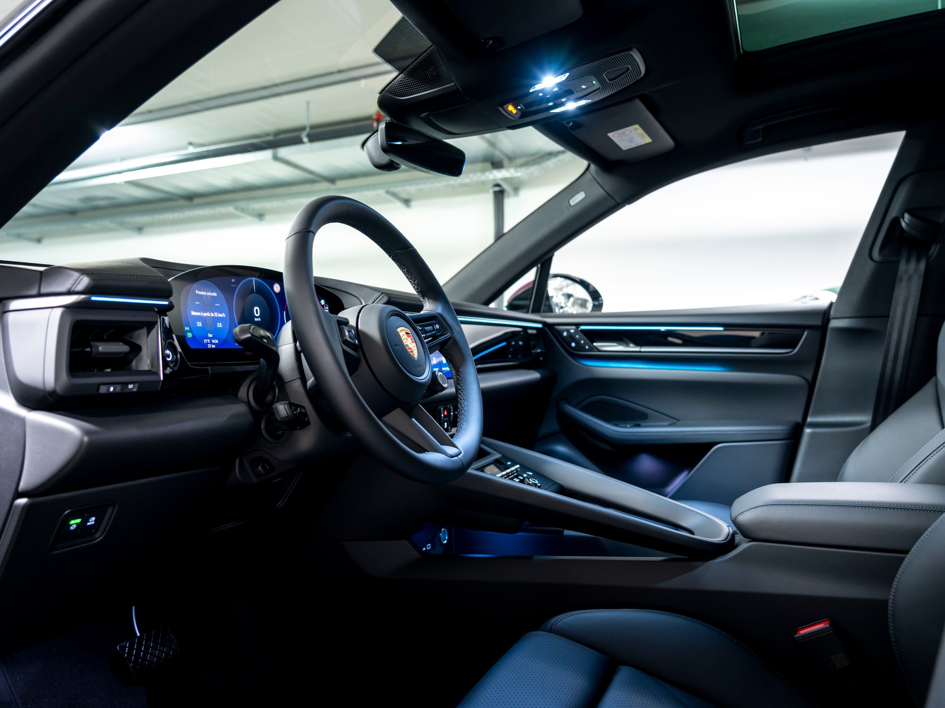 PORSCHE Macan 4 100kWh-image-11