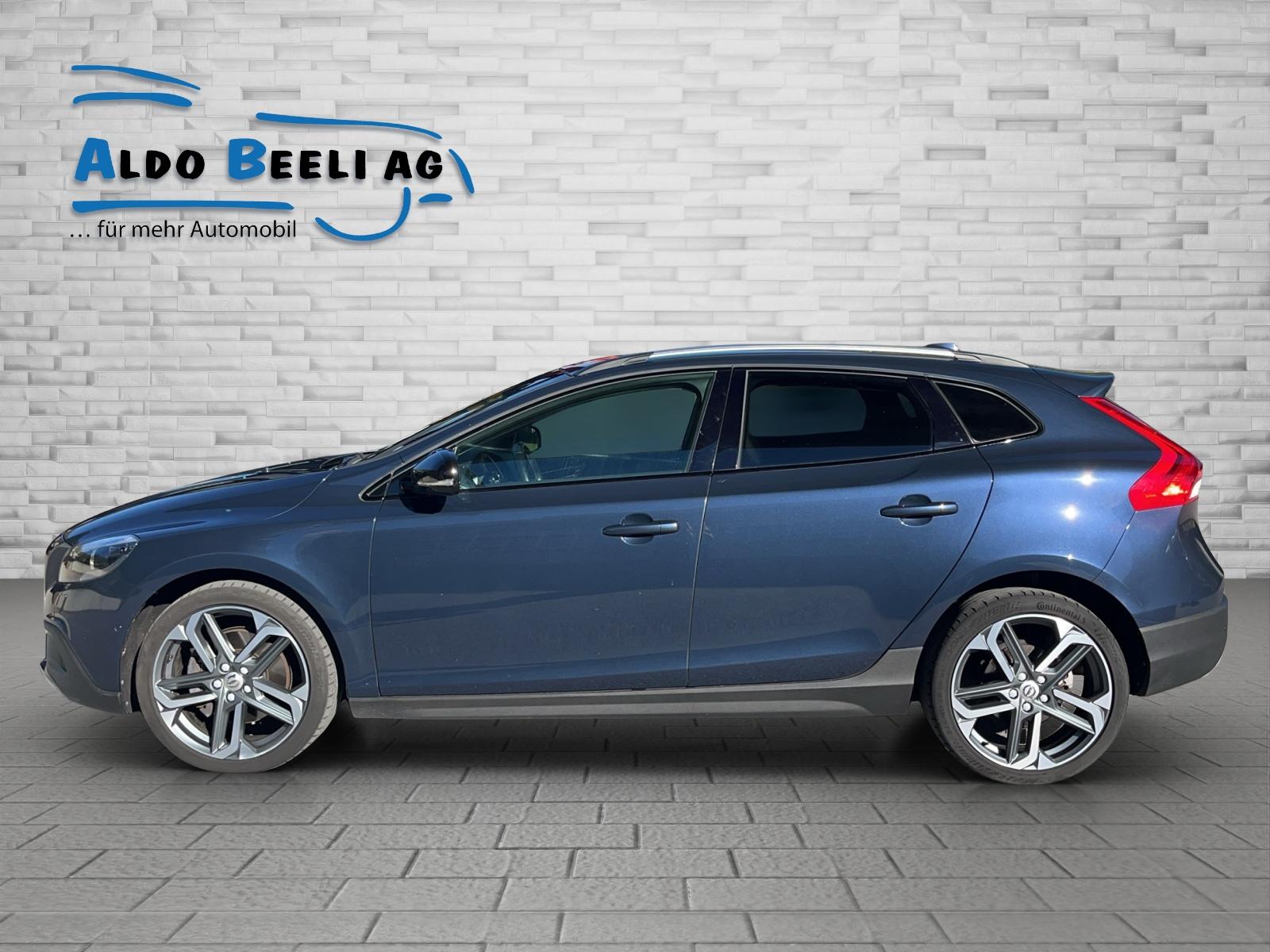VOLVO V40 CC 2.5 T5 Summum AWD S/S-image-2