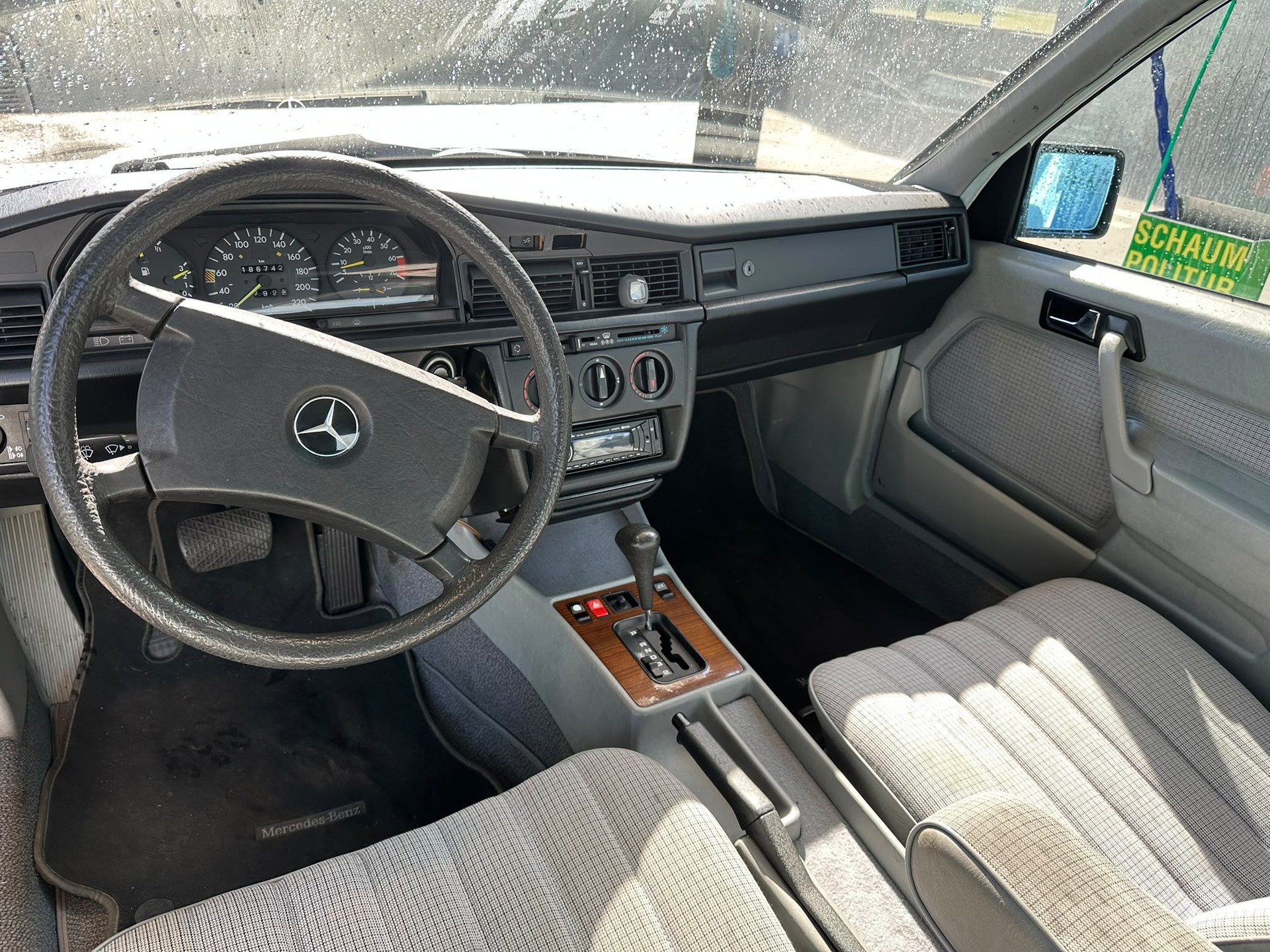 MERCEDES-BENZ 190 E 2.0-image-7