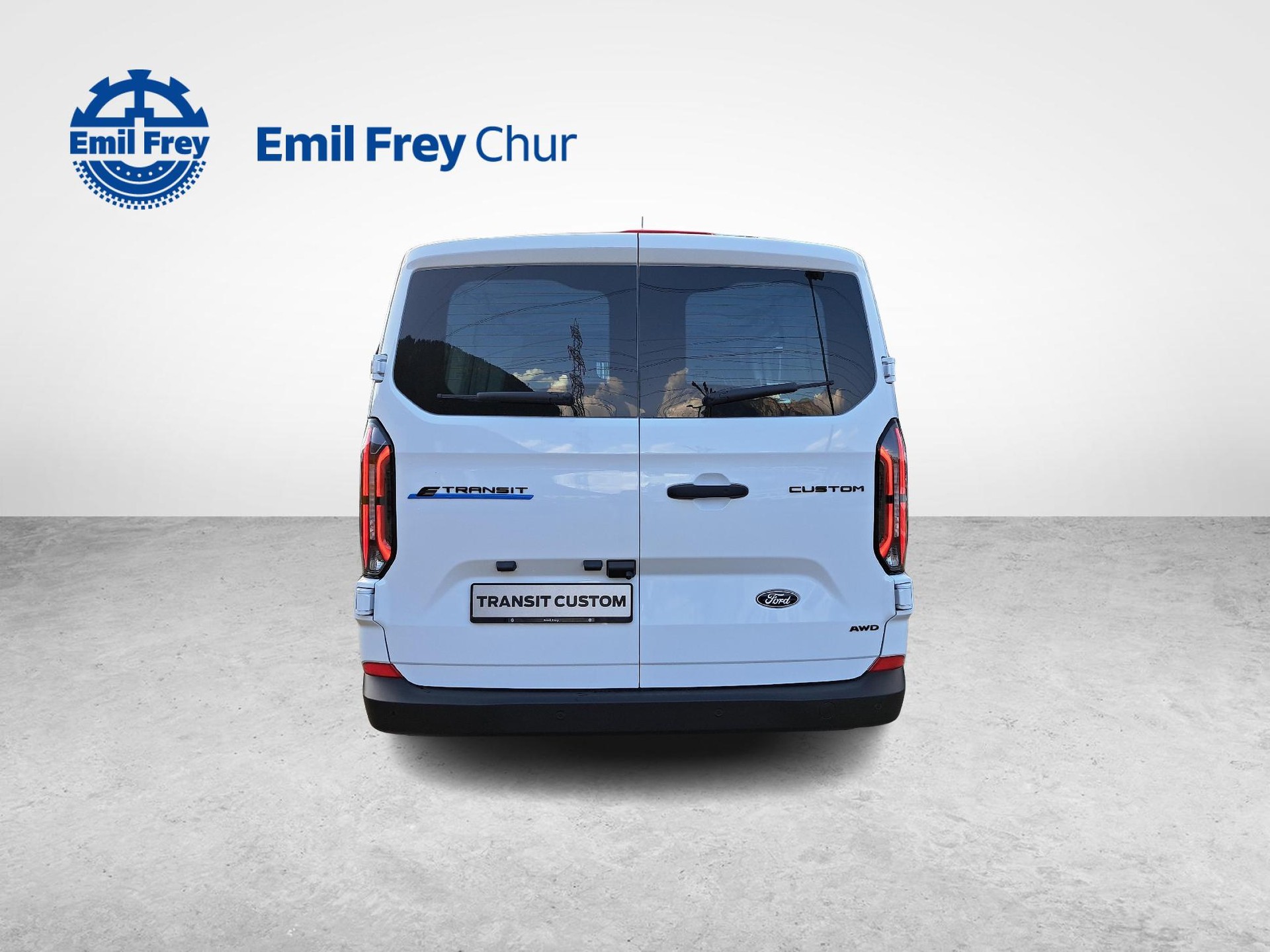 FORD E-Transit C Van 320 L1 Trend 4x4-image-3