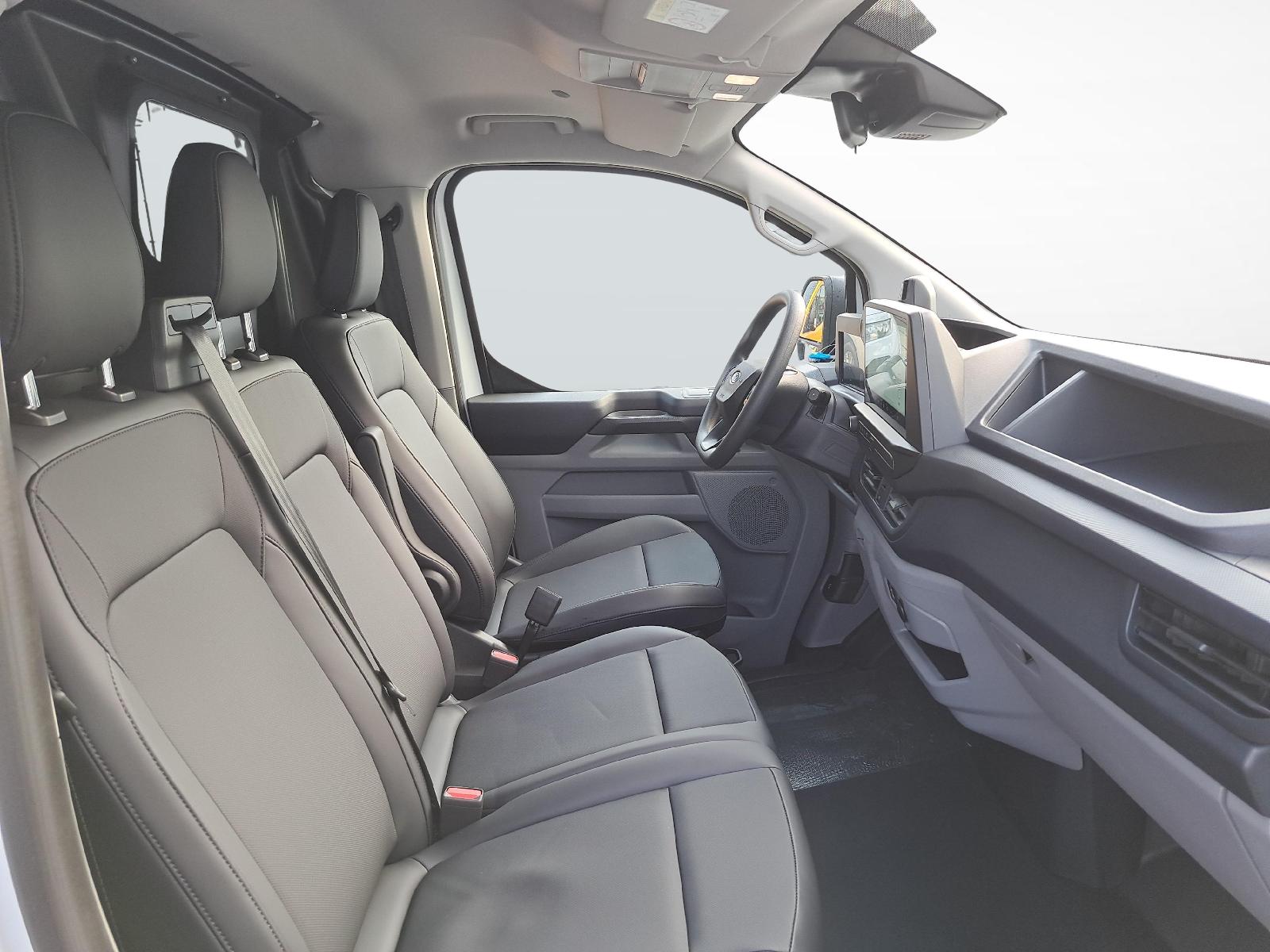 FORD E-Transit C Van 320 L1 Trend 4x4-image-9